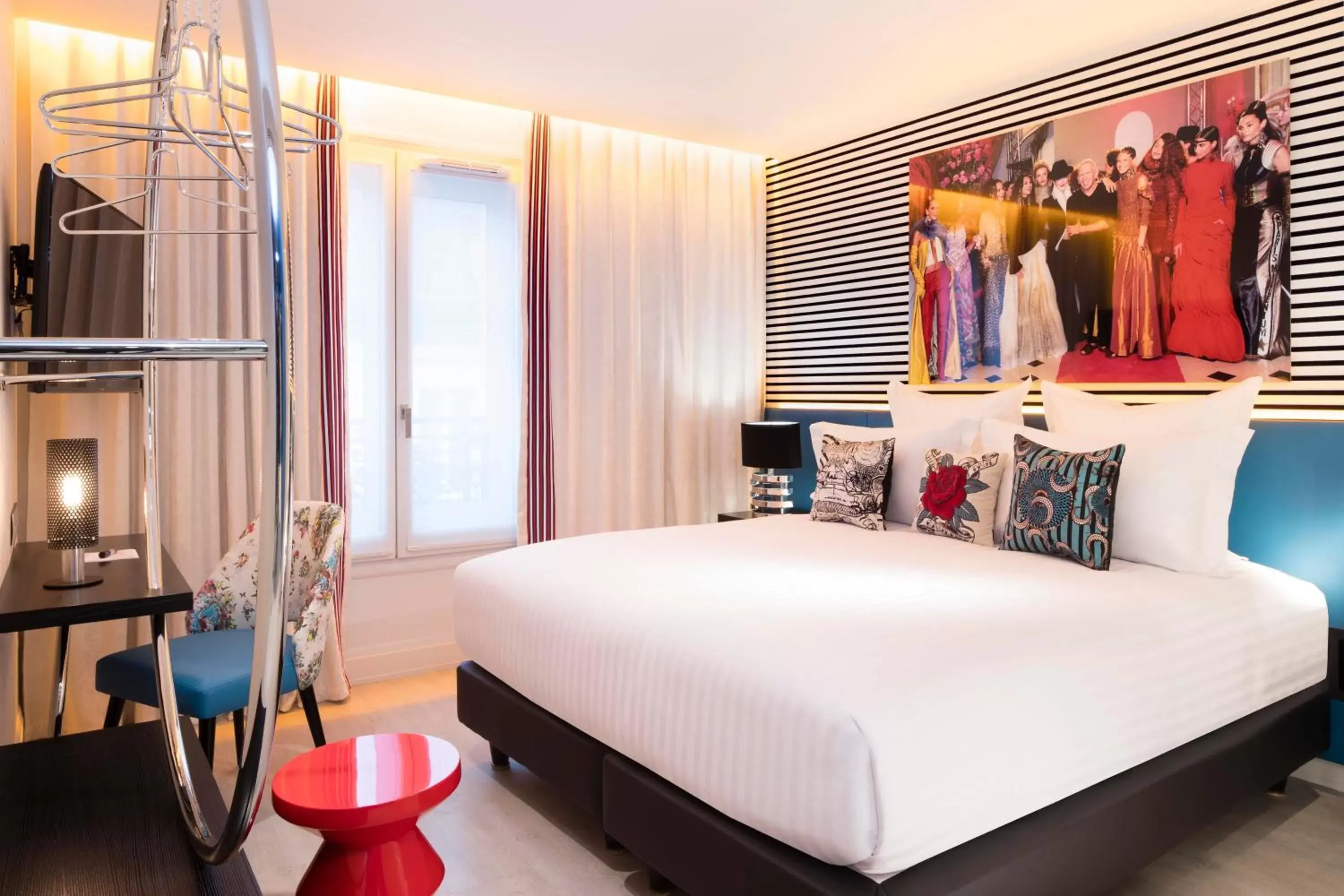 Photo of the whole room, Bed in Hôtel Dress Code
