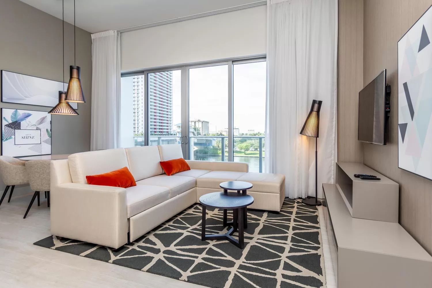 Apartment with Intracoastal Waterway and City View in Amazing Apartments at H Beach House