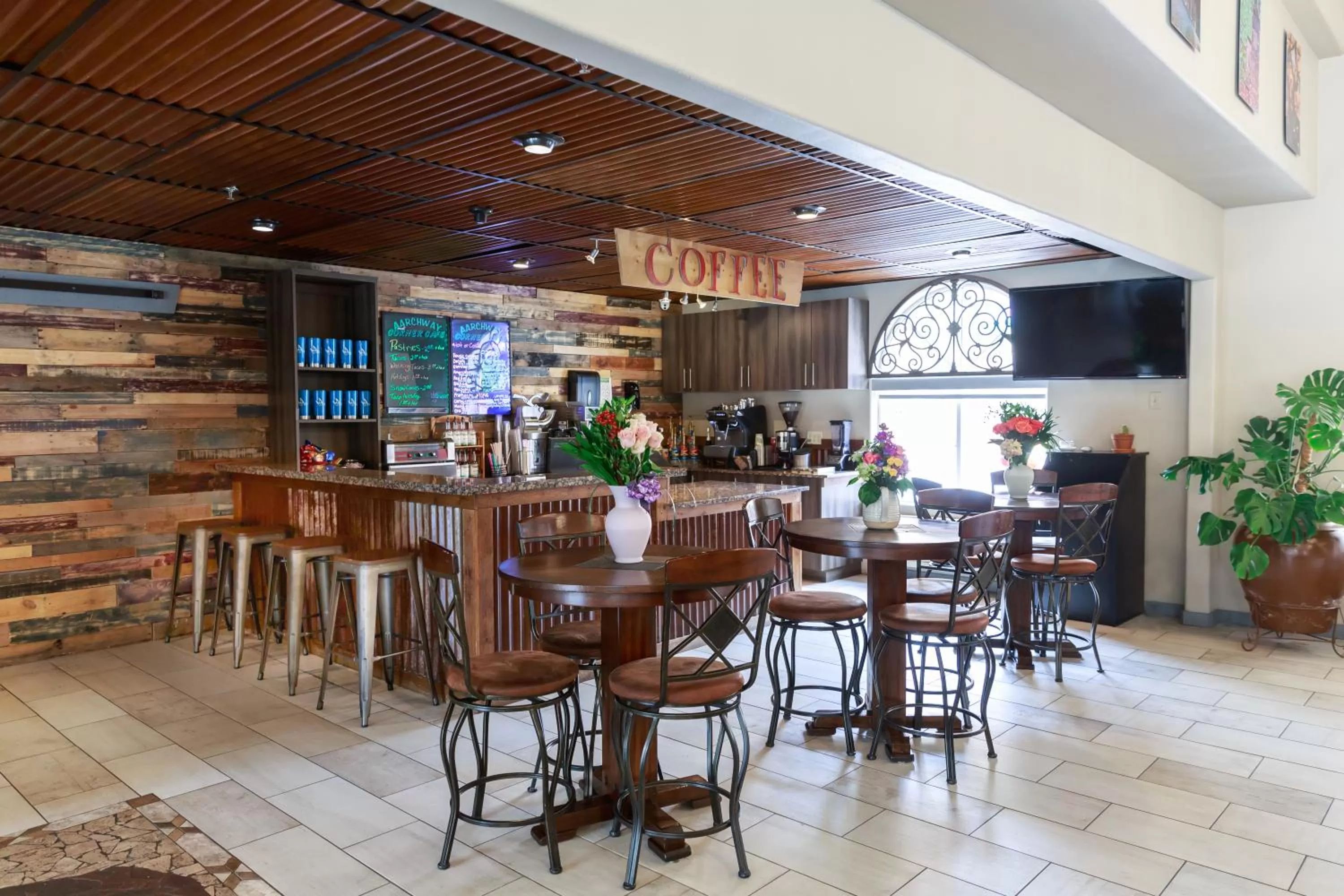Coffee/tea facilities in Aarchway Inn
