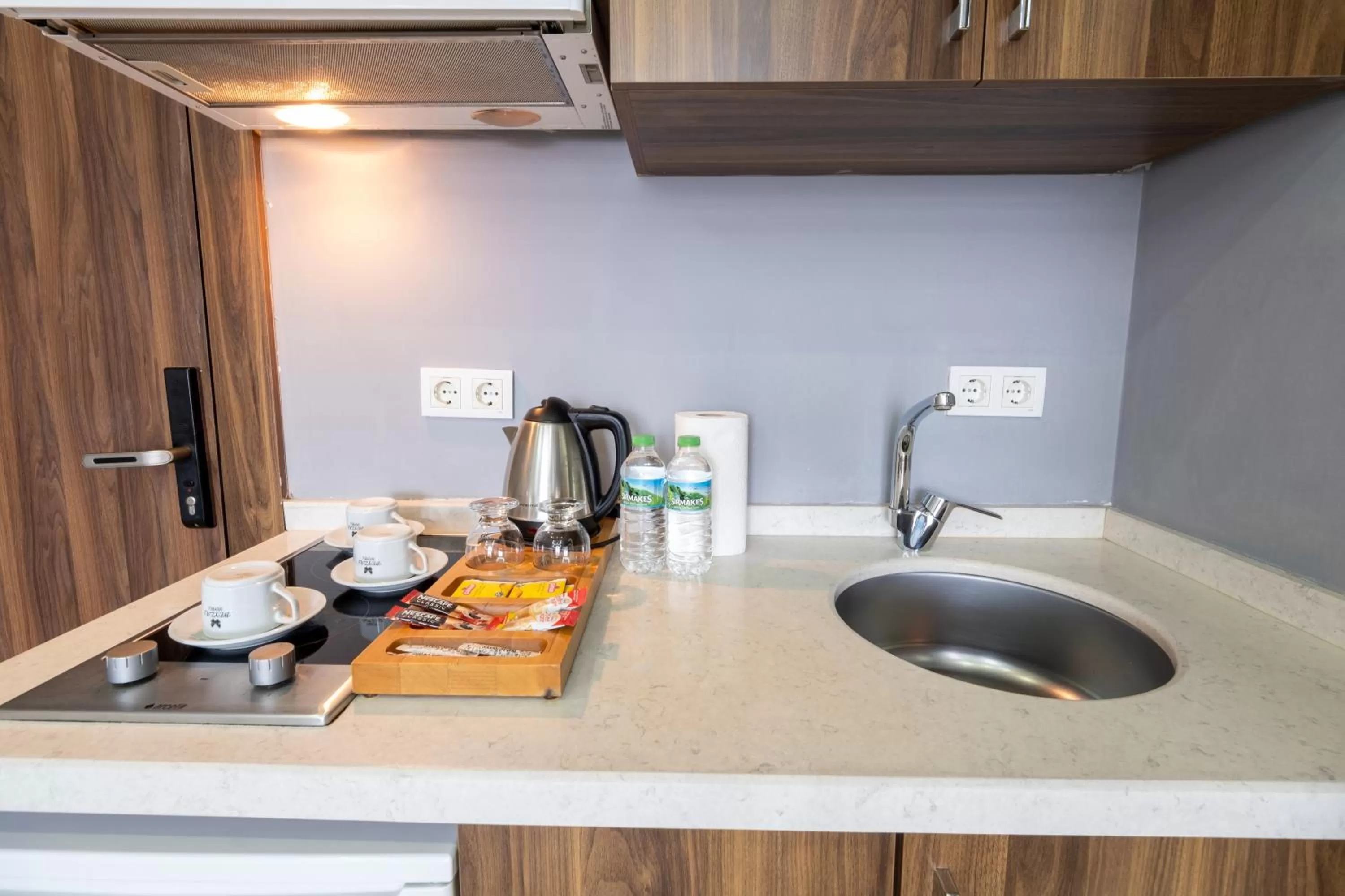 Kitchen or kitchenette, Kitchen/Kitchenette in Beyzas Hotels & Suites