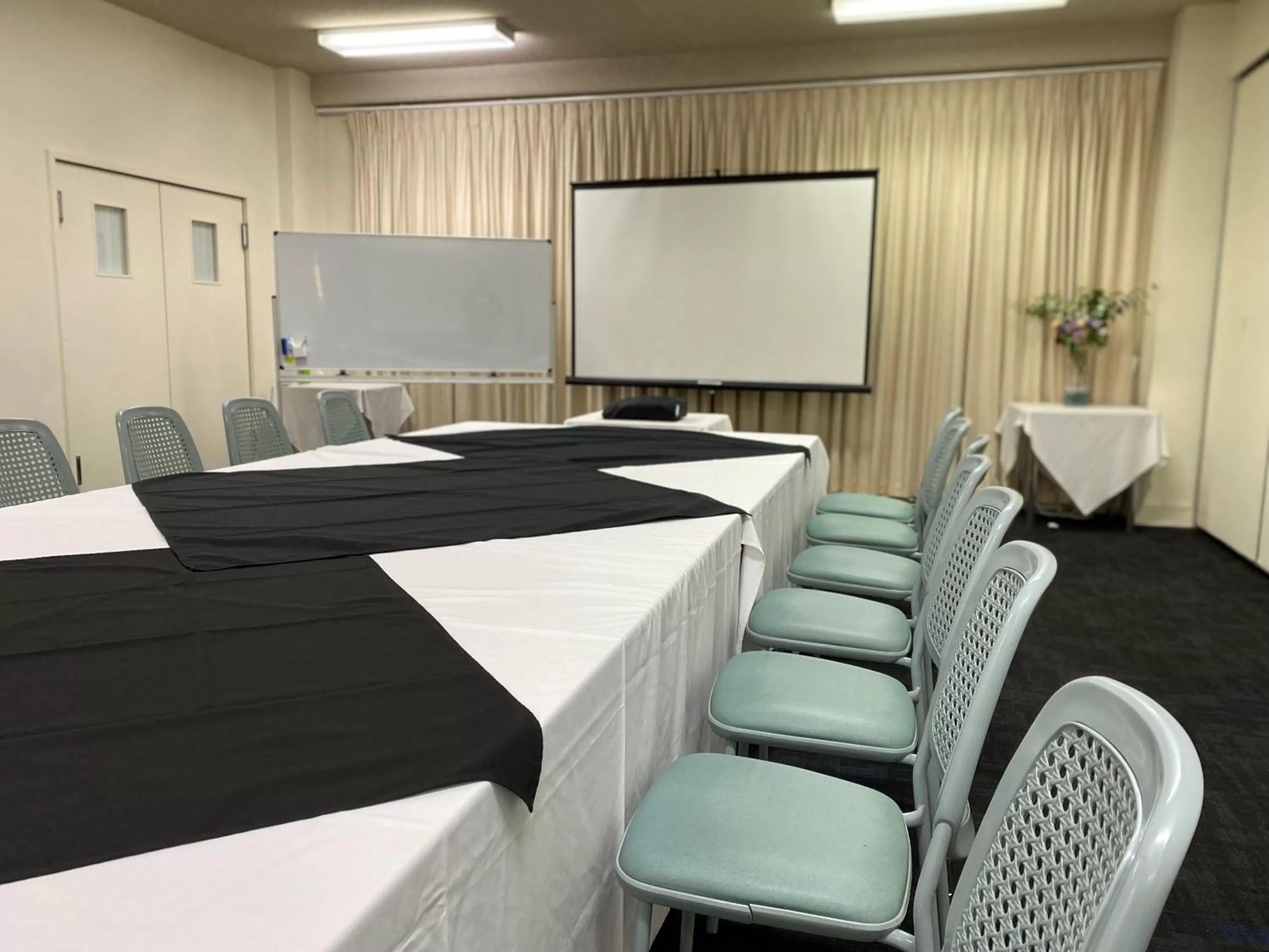 Meeting/conference room in Comfort Inn & Suites Goodearth Perth