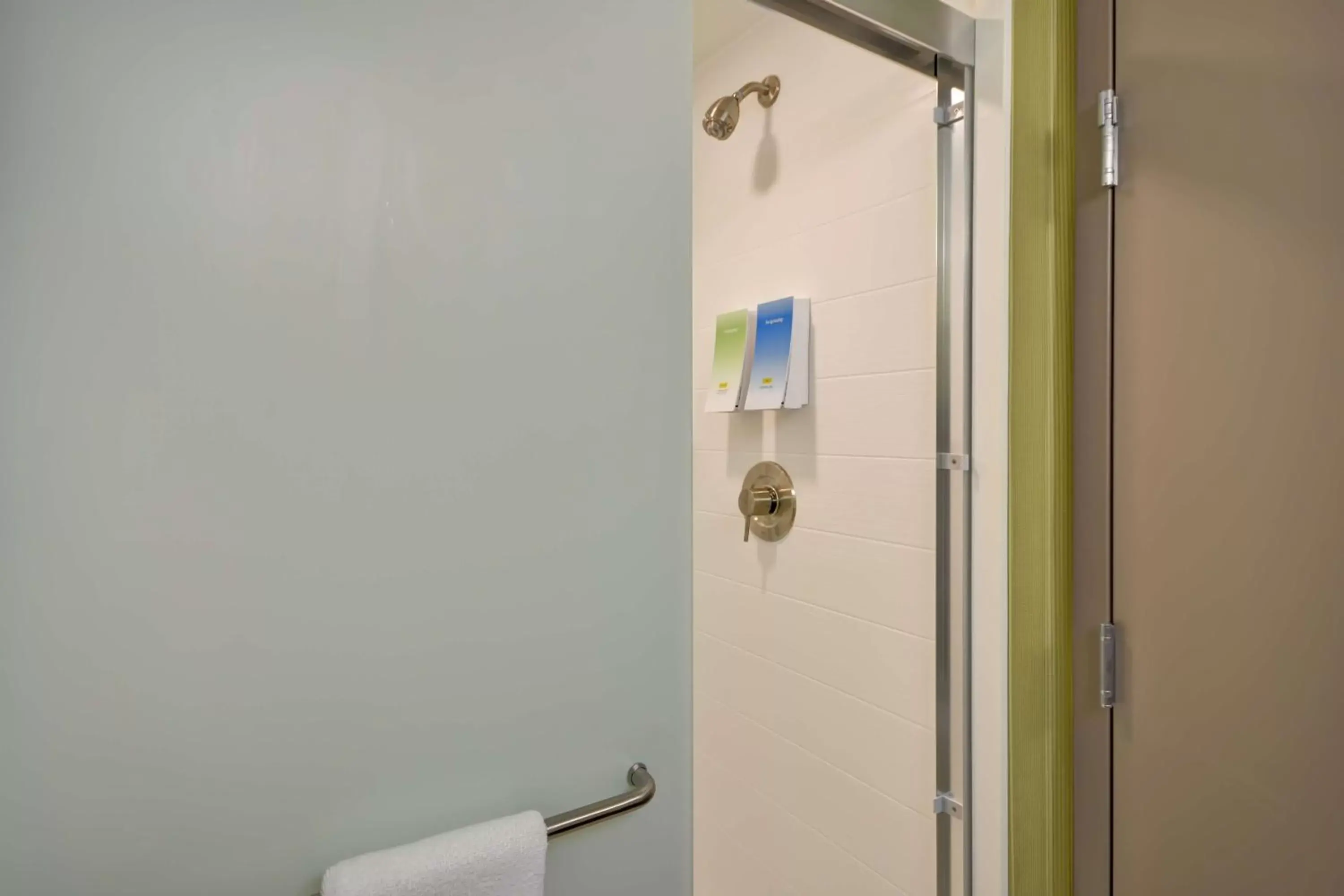 Bathroom in Home2 Suites By Hilton Rock Hill