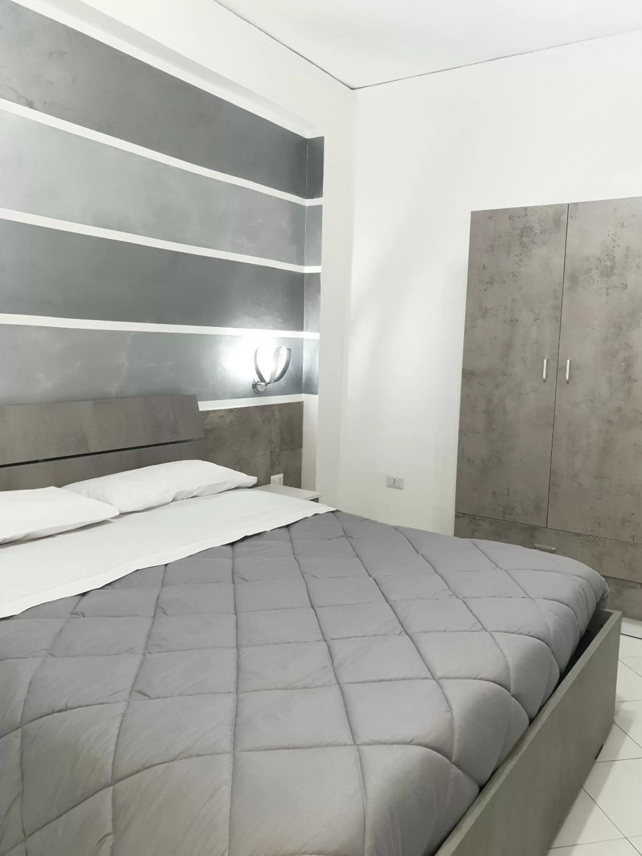 Bedroom, Bed in B&B Pompeii Luxury