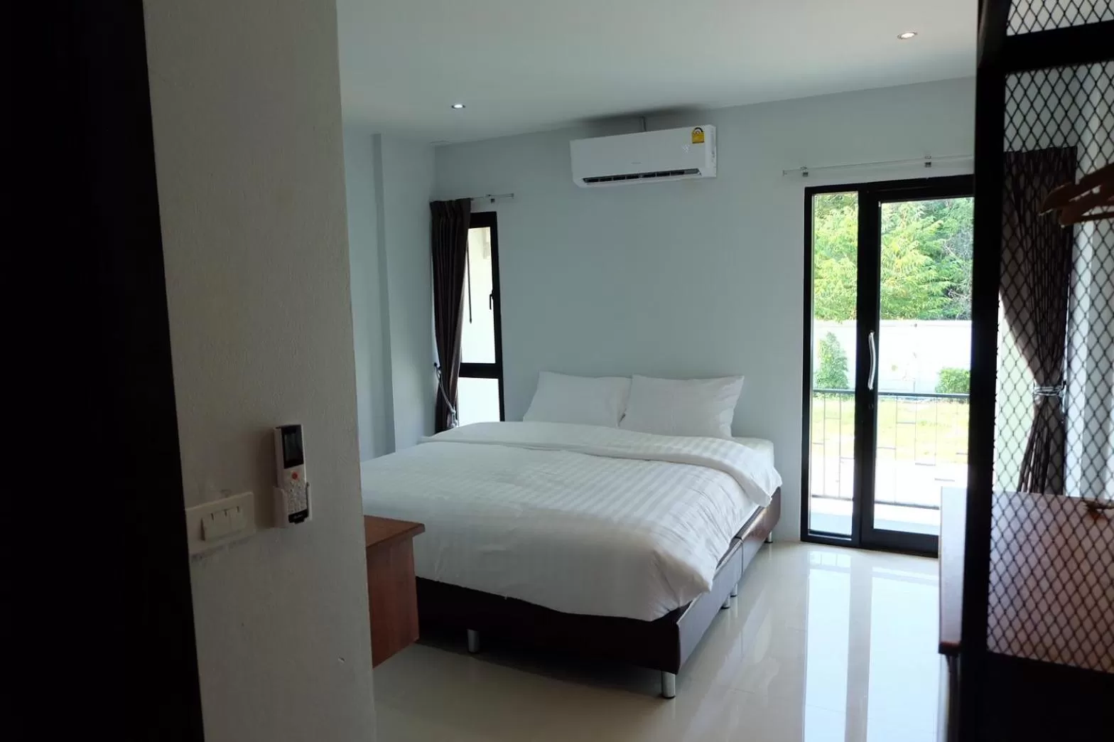 Bed in De Vine House