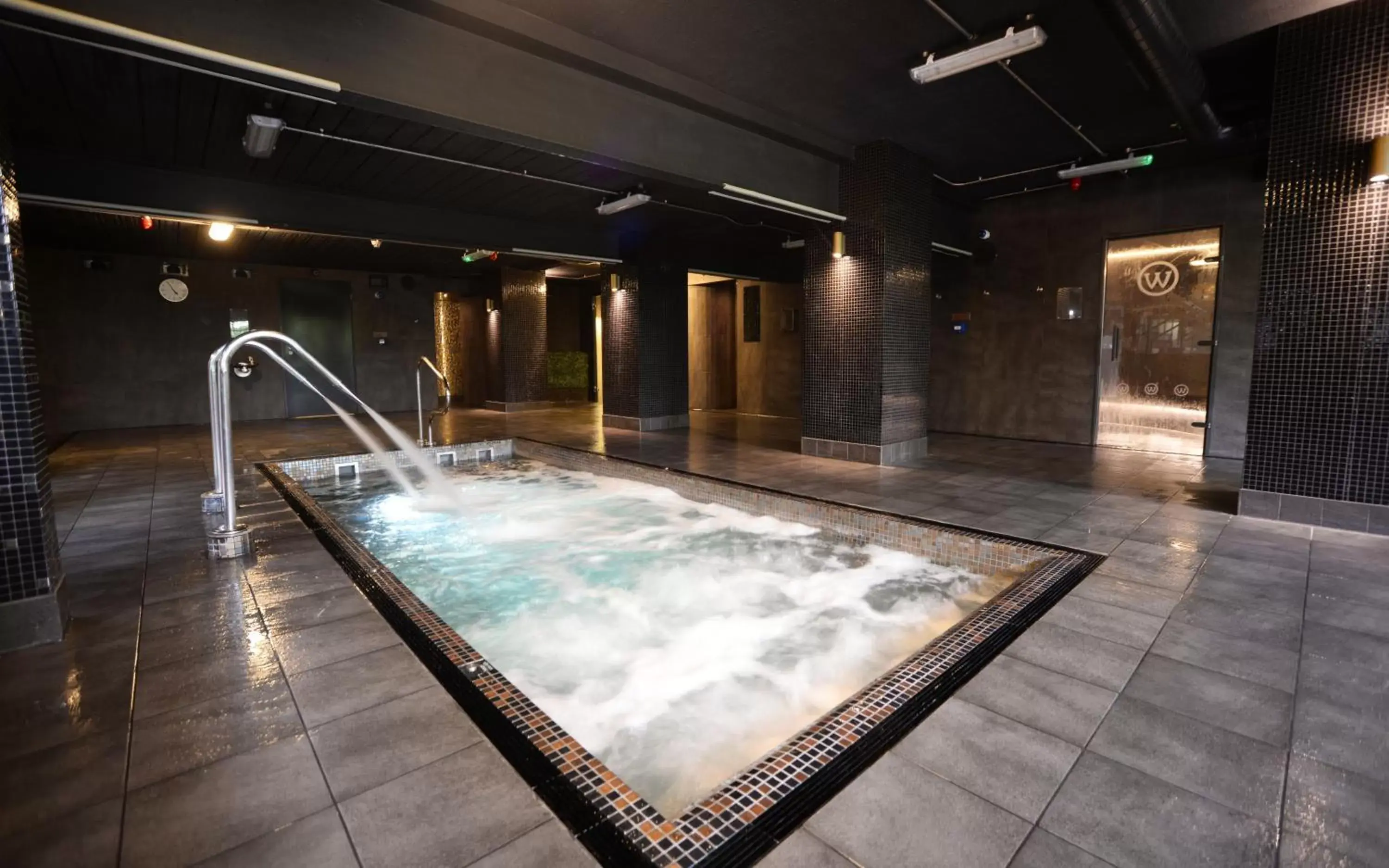 Spa and wellness centre/facilities, Swimming Pool in The Waterside Hotel and Leisure Club