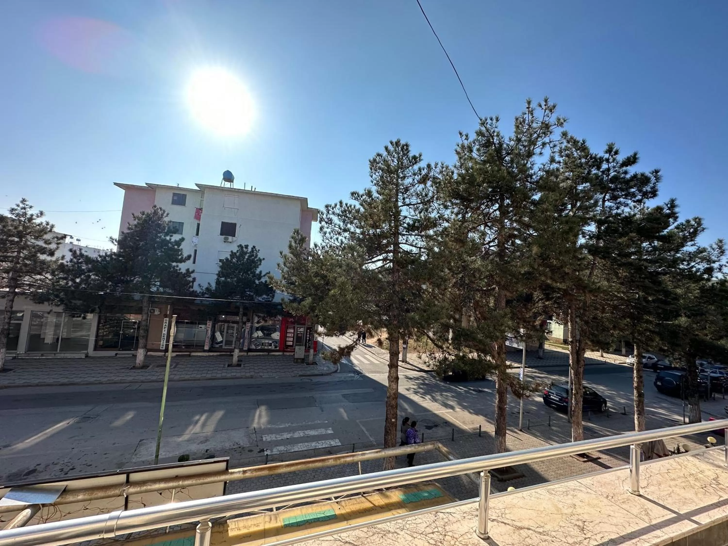 Day in Hotel Gjallica