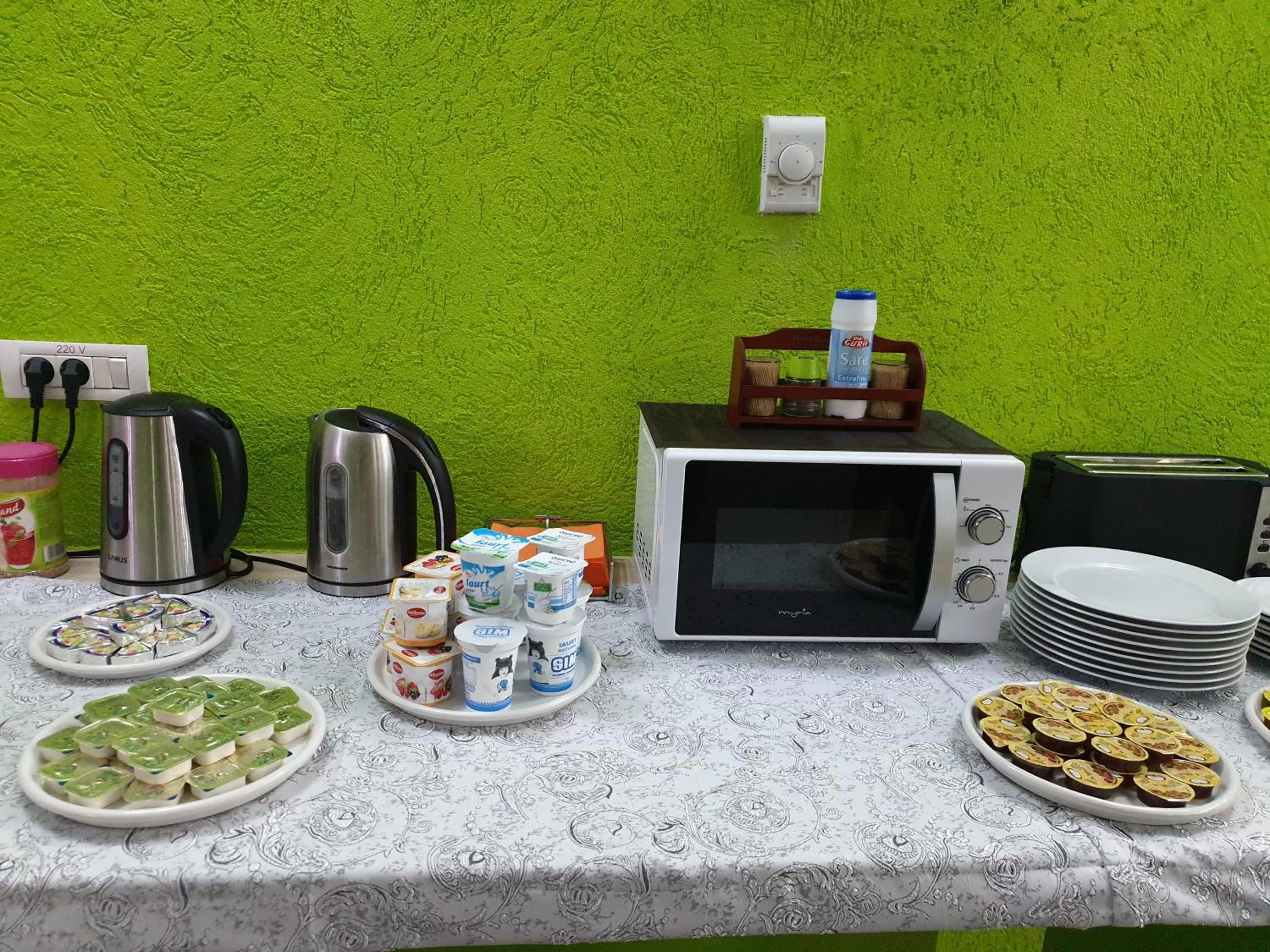 Food and drinks in Hotel Darosy