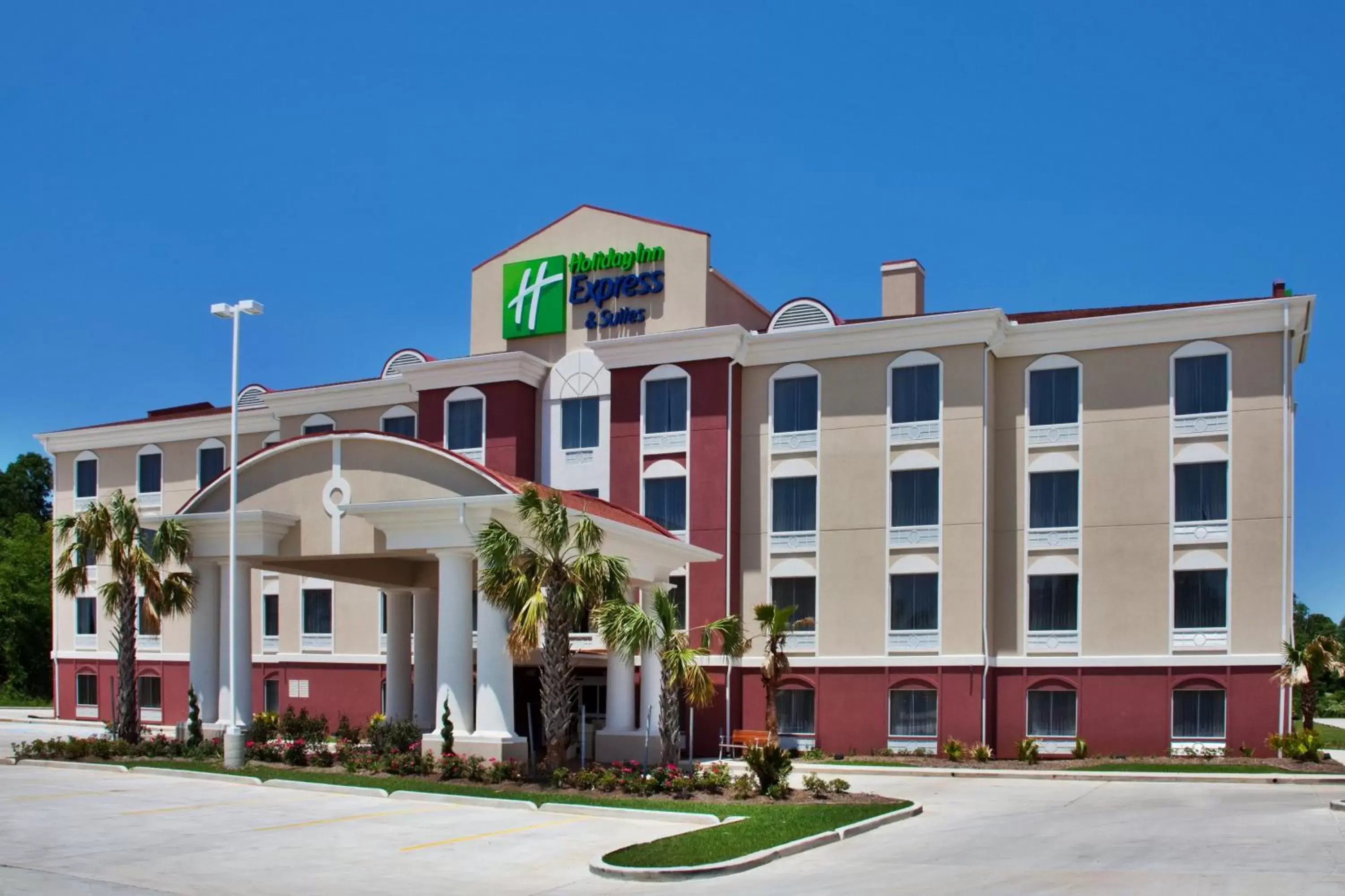 Property Building in Holiday Inn Express Amite, an IHG Hotel