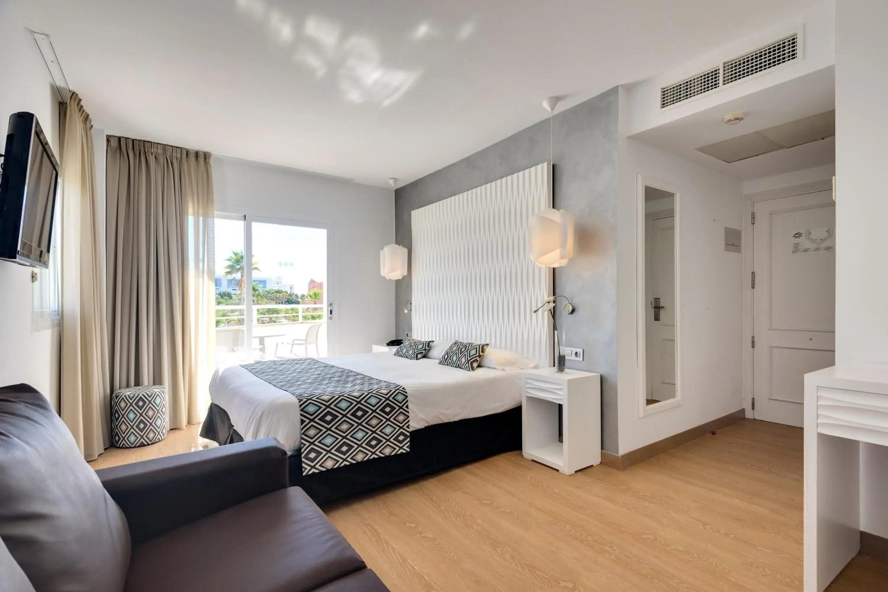Bedroom, Seating Area in Cala Millor Garden Hotel - Adults Only