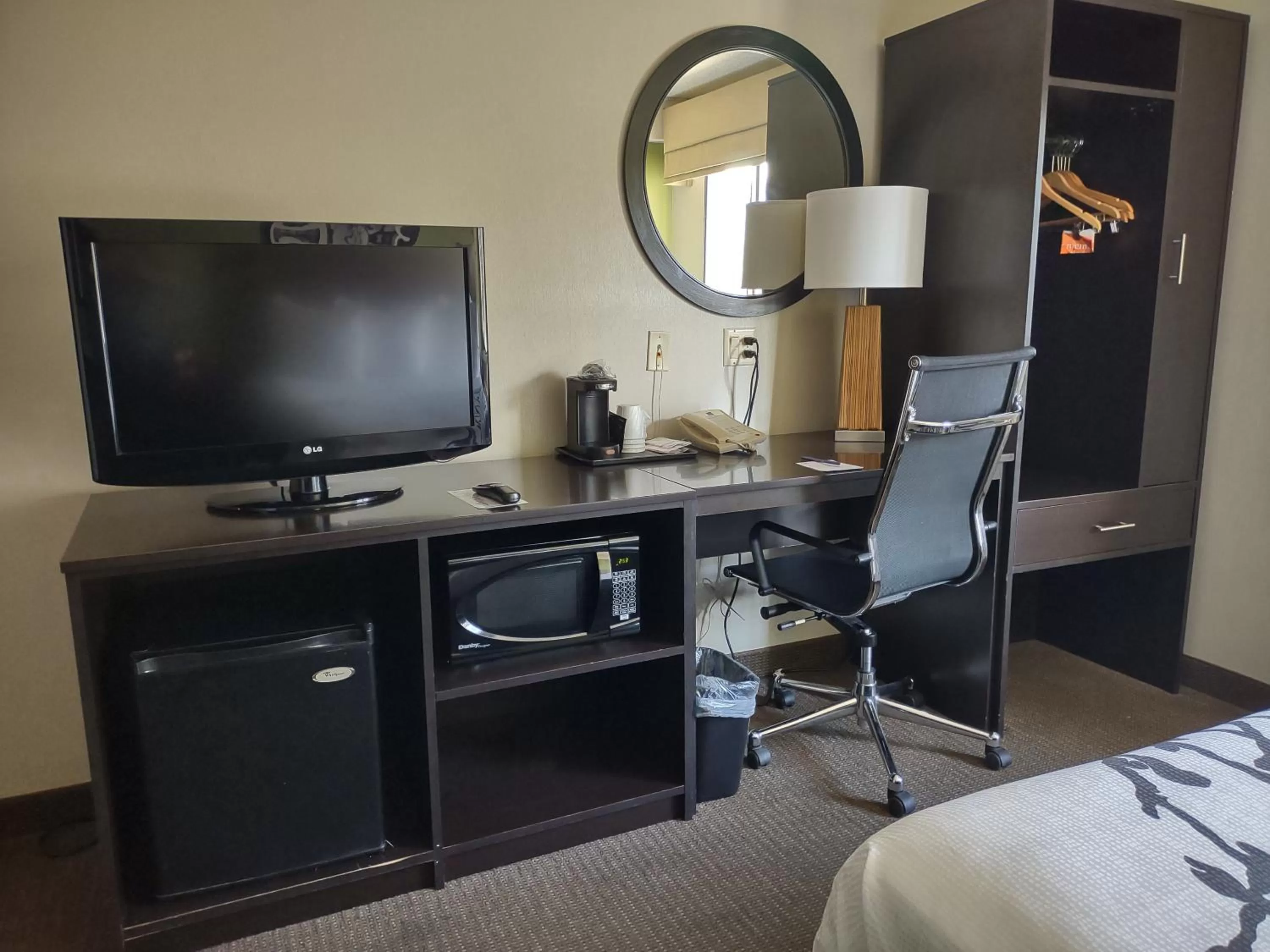 Bed in Sleep Inn Fredericksburg North