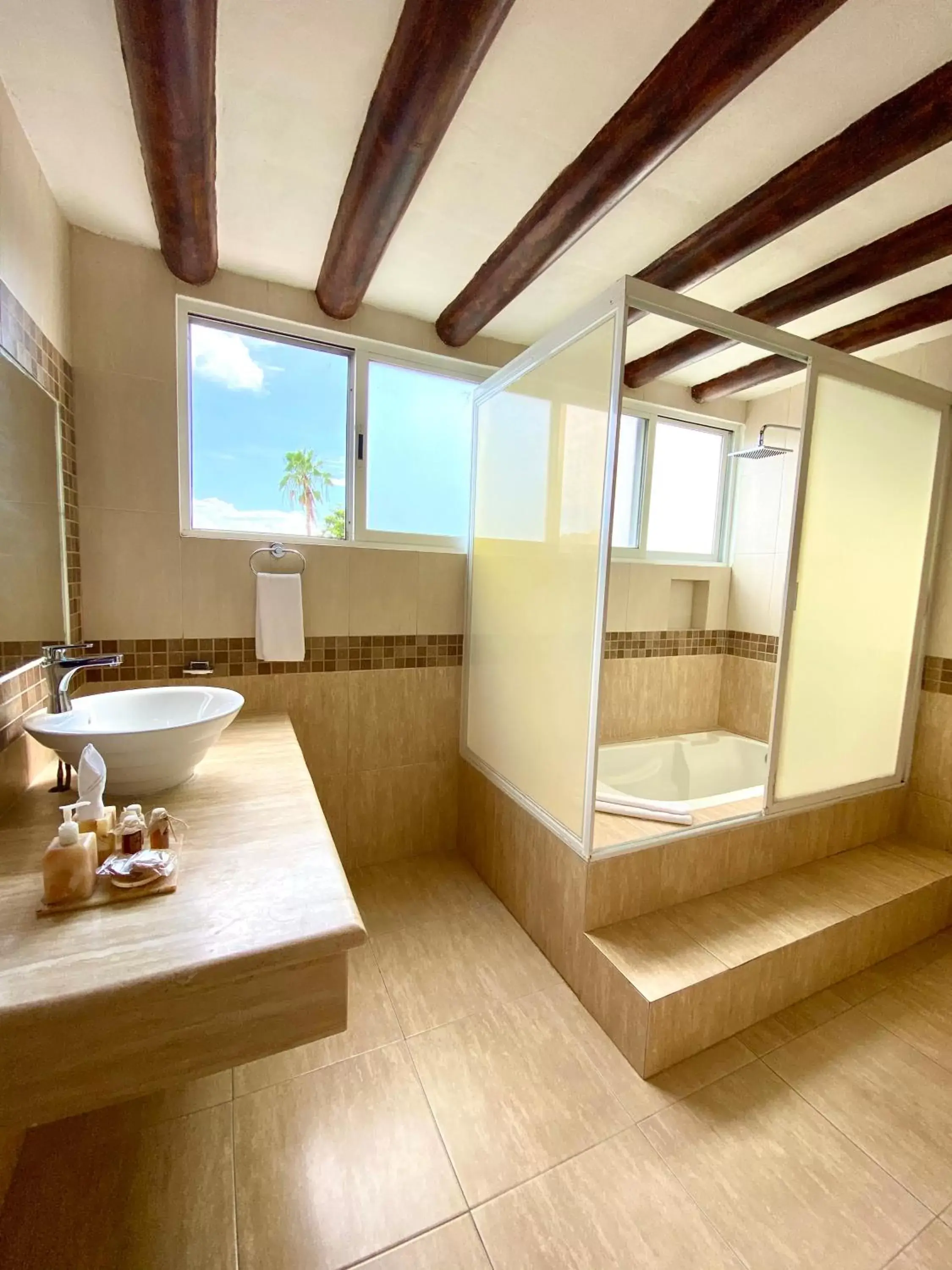 Bathroom in Hotel El Campanario Playa del Carmen