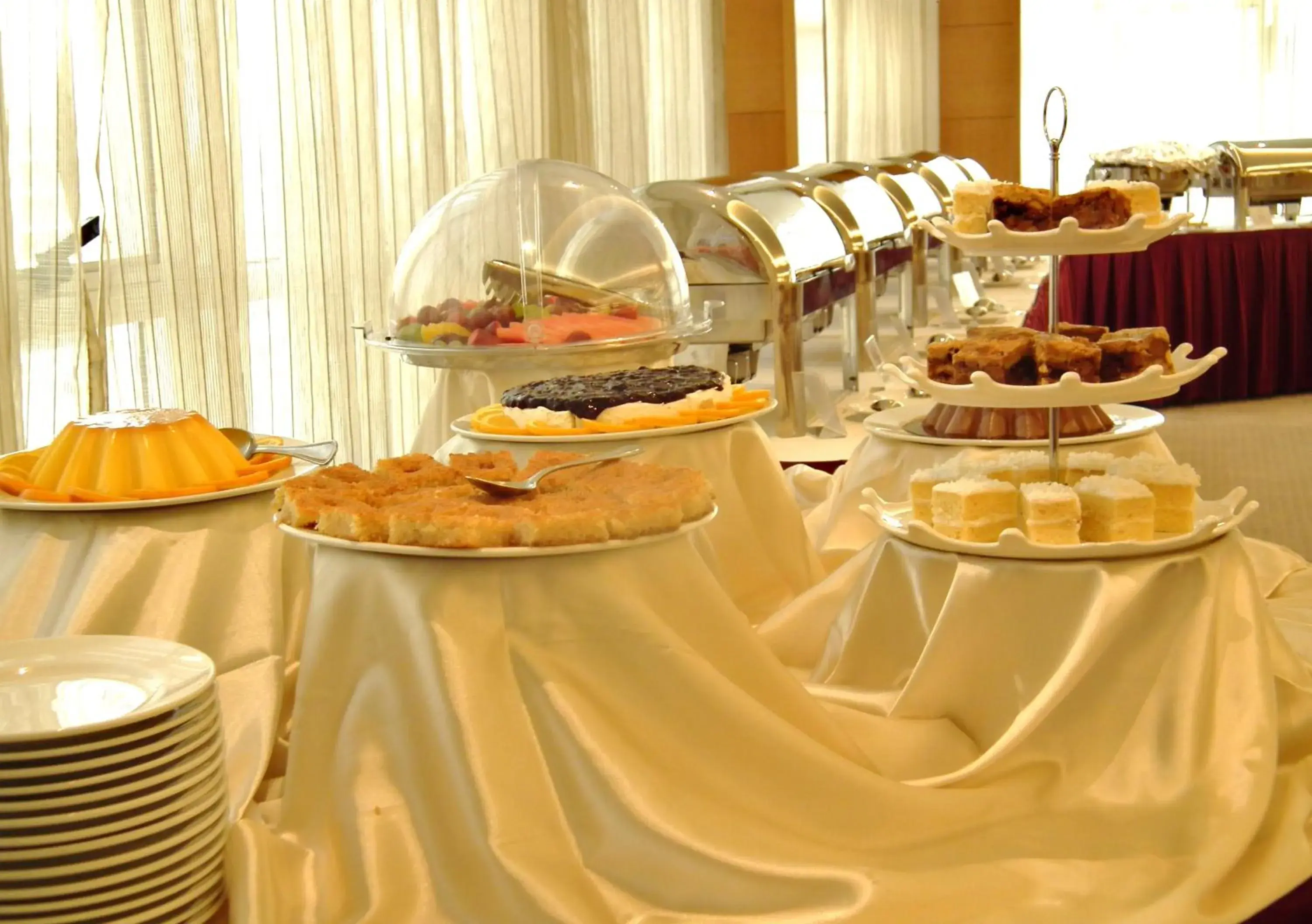 Breakfast, Food in Sharjah Premiere Hotel & Resort