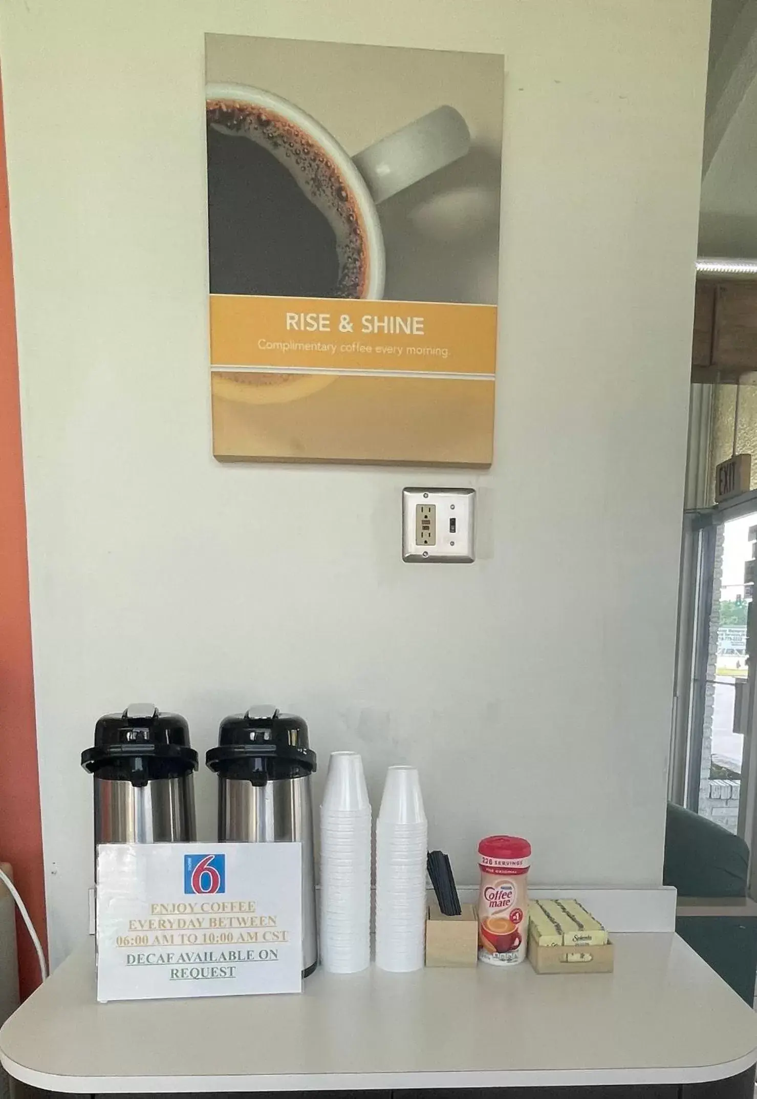 Coffee/tea facilities in Motel 6-Sallisaw, OK