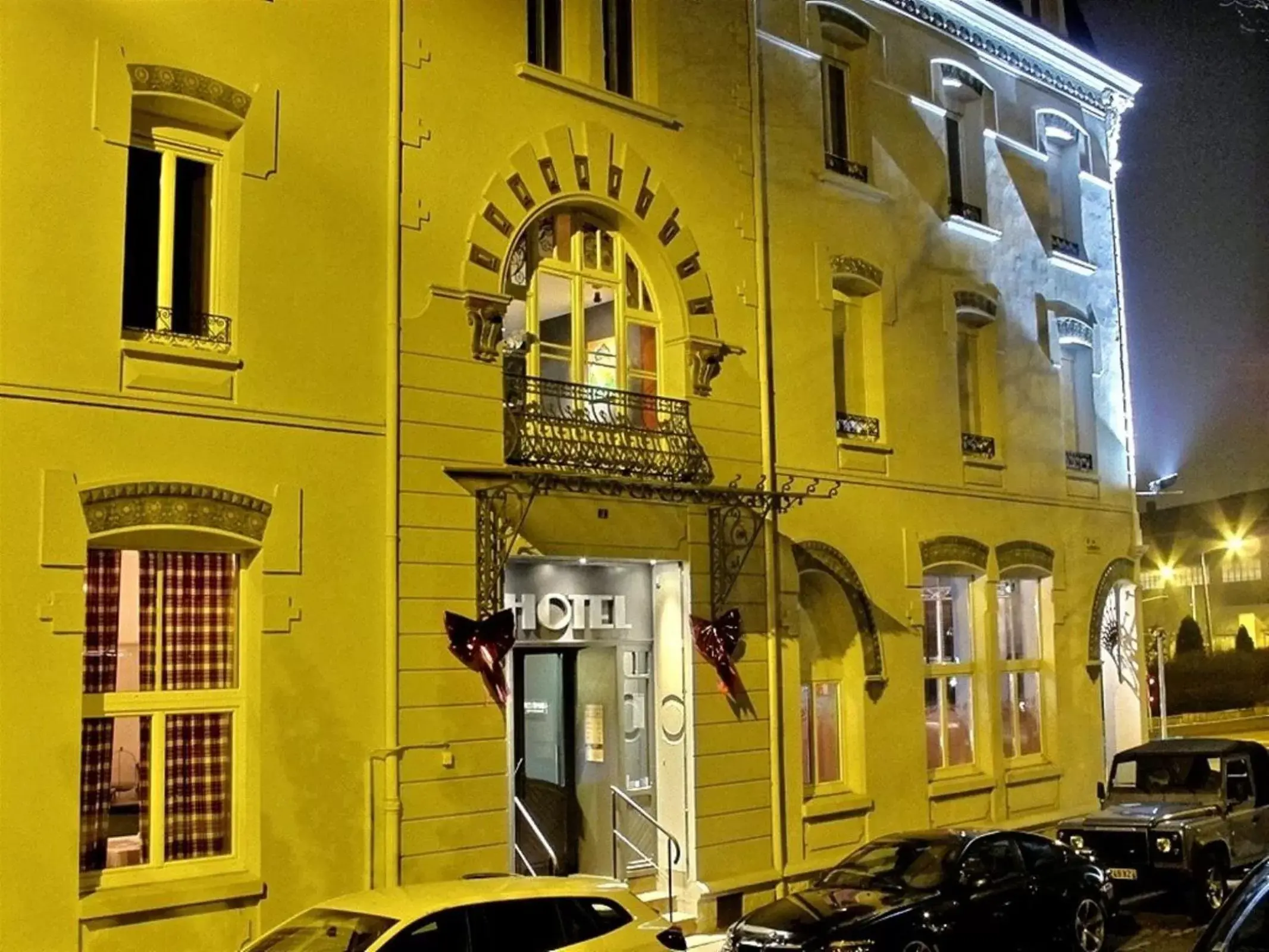 Property building in Hôtel 19'Cent