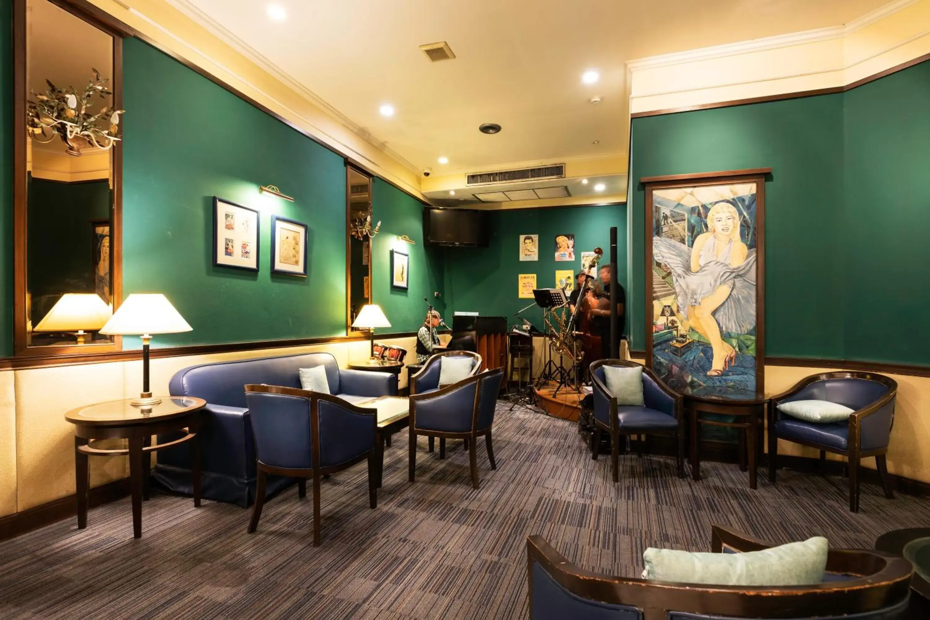 Lounge or bar in Kantary Bay Hotel And Serviced Apartment Rayong Lounge or bar in Kantary Bay Hotel And Serviced Apartment Rayong