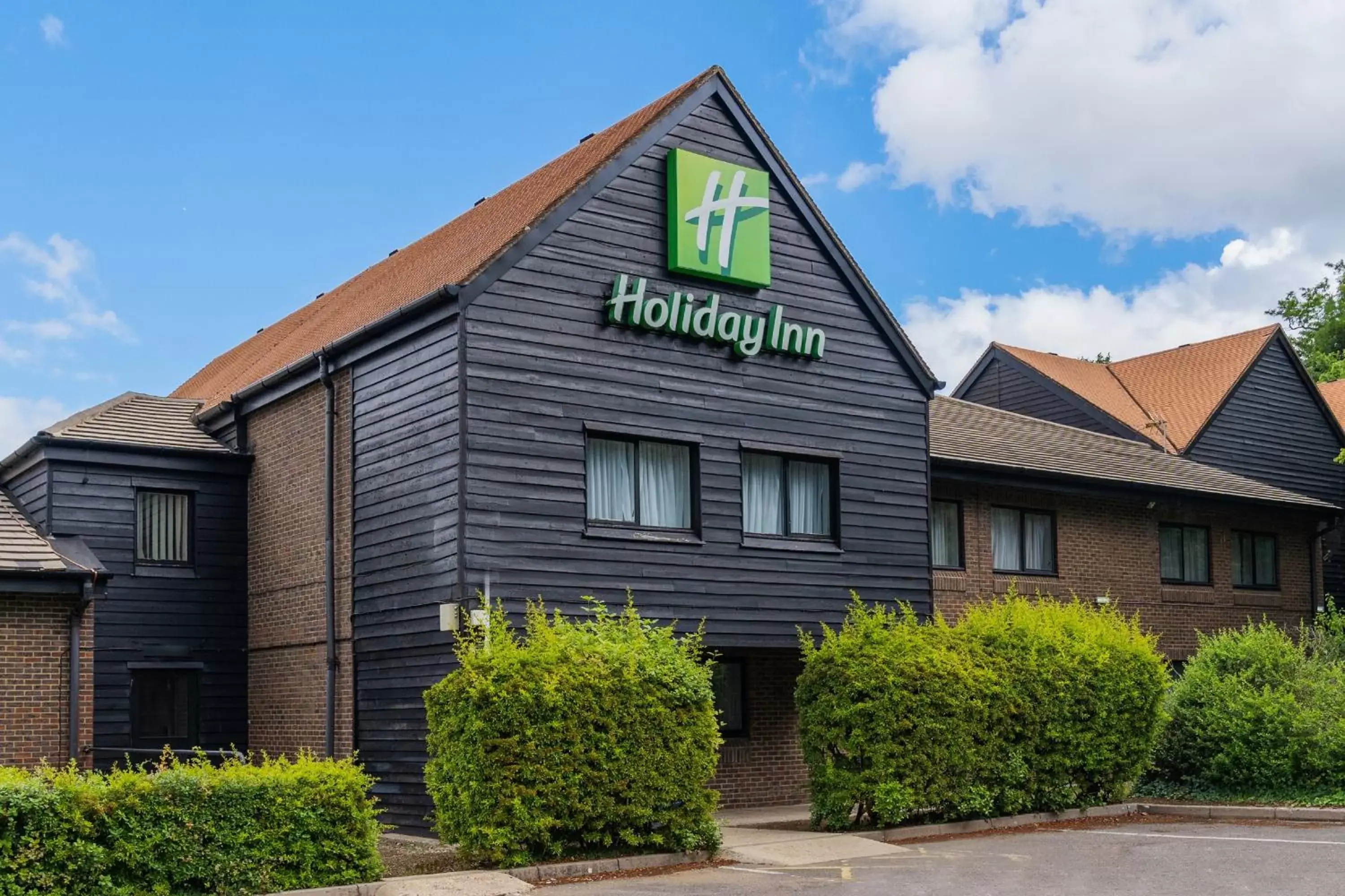 Property Building in Holiday Inn Maidstone-Sevenoaks, an IHG Hotel