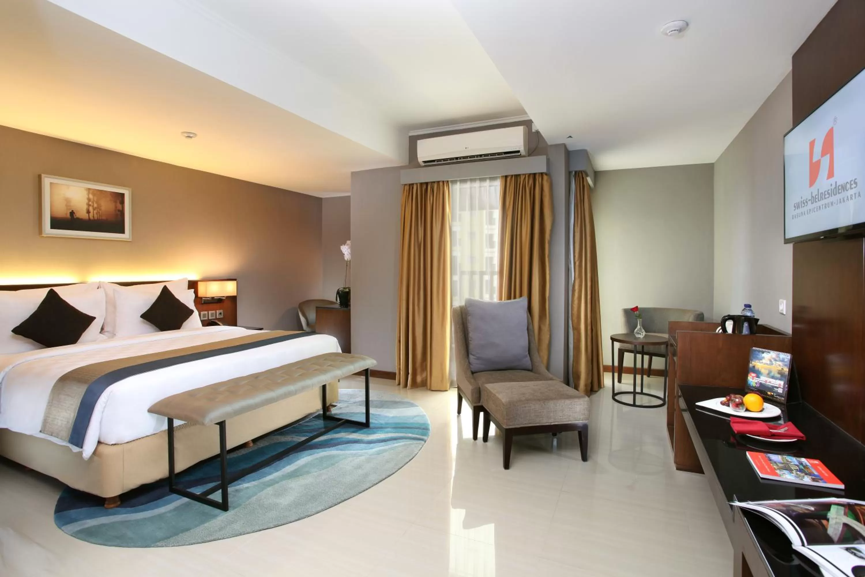 Bedroom, Bed in Swiss-Belresidences Rasuna Epicentrum