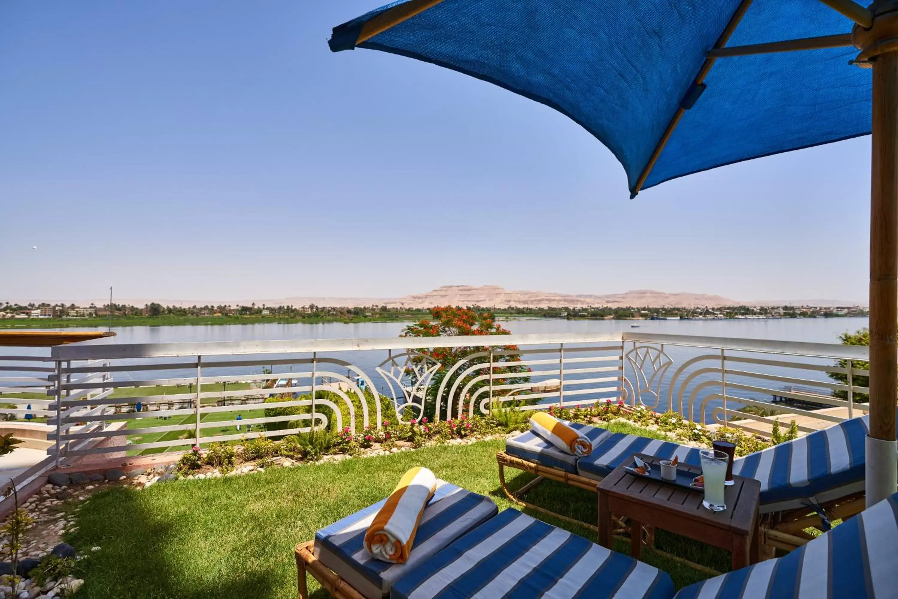 Balcony/Terrace in Sonesta St. George Hotel - Convention Center