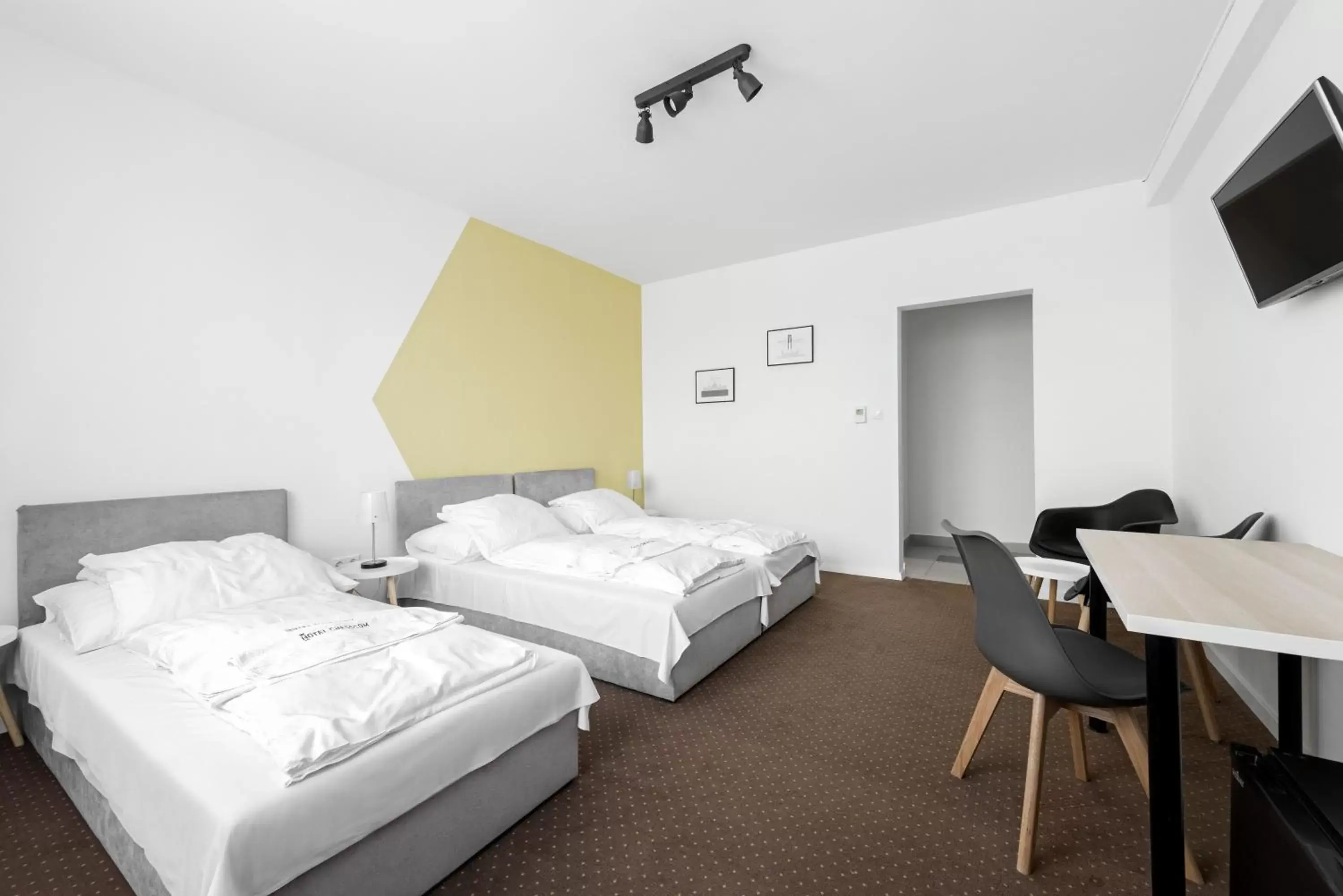 Bedroom, Bed in Hotel Chesscom