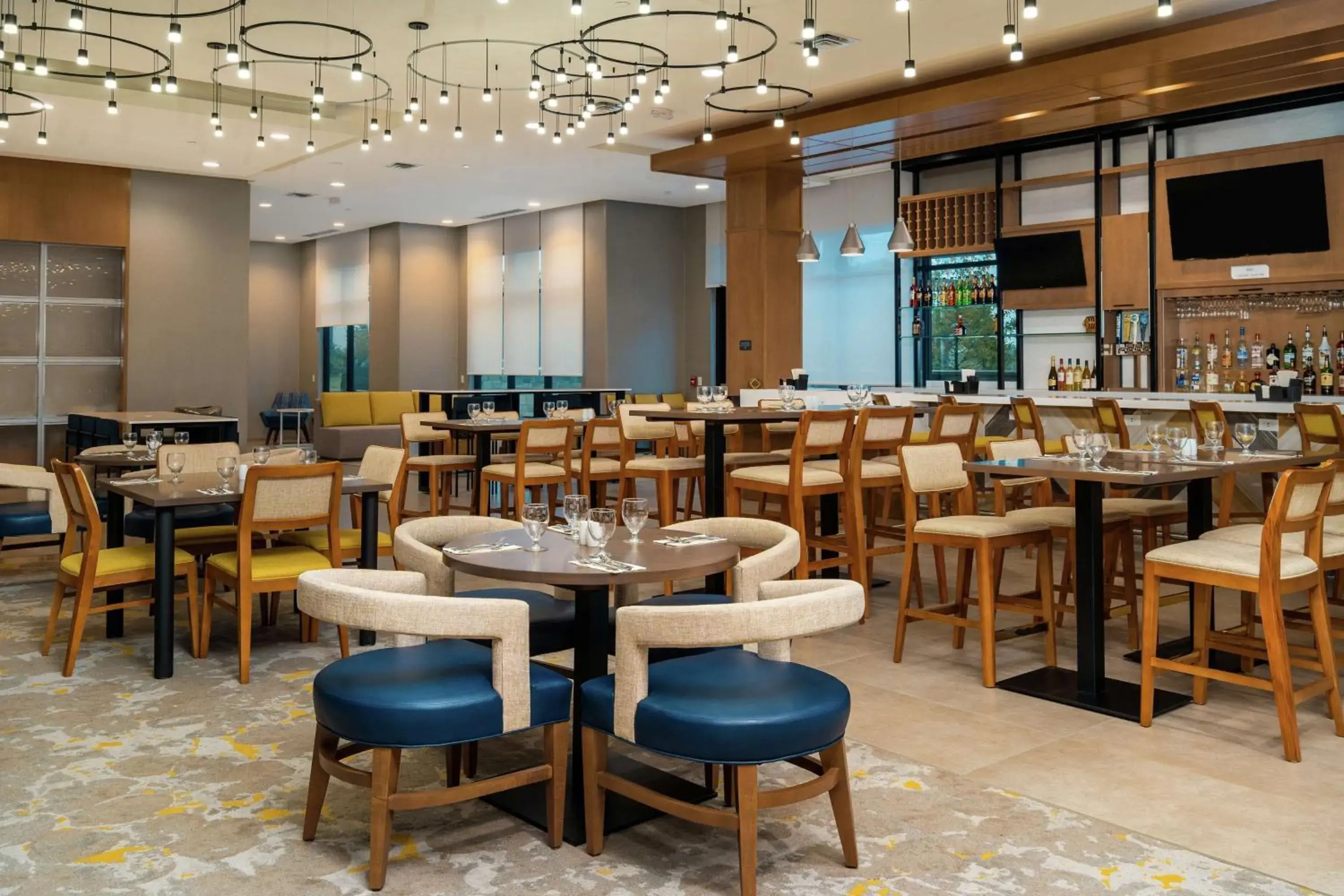 Restaurant/places to eat in Hilton Garden Inn Cedar Park Austin Restaurant/places to eat in Hilton Garden Inn Cedar Park Austin
