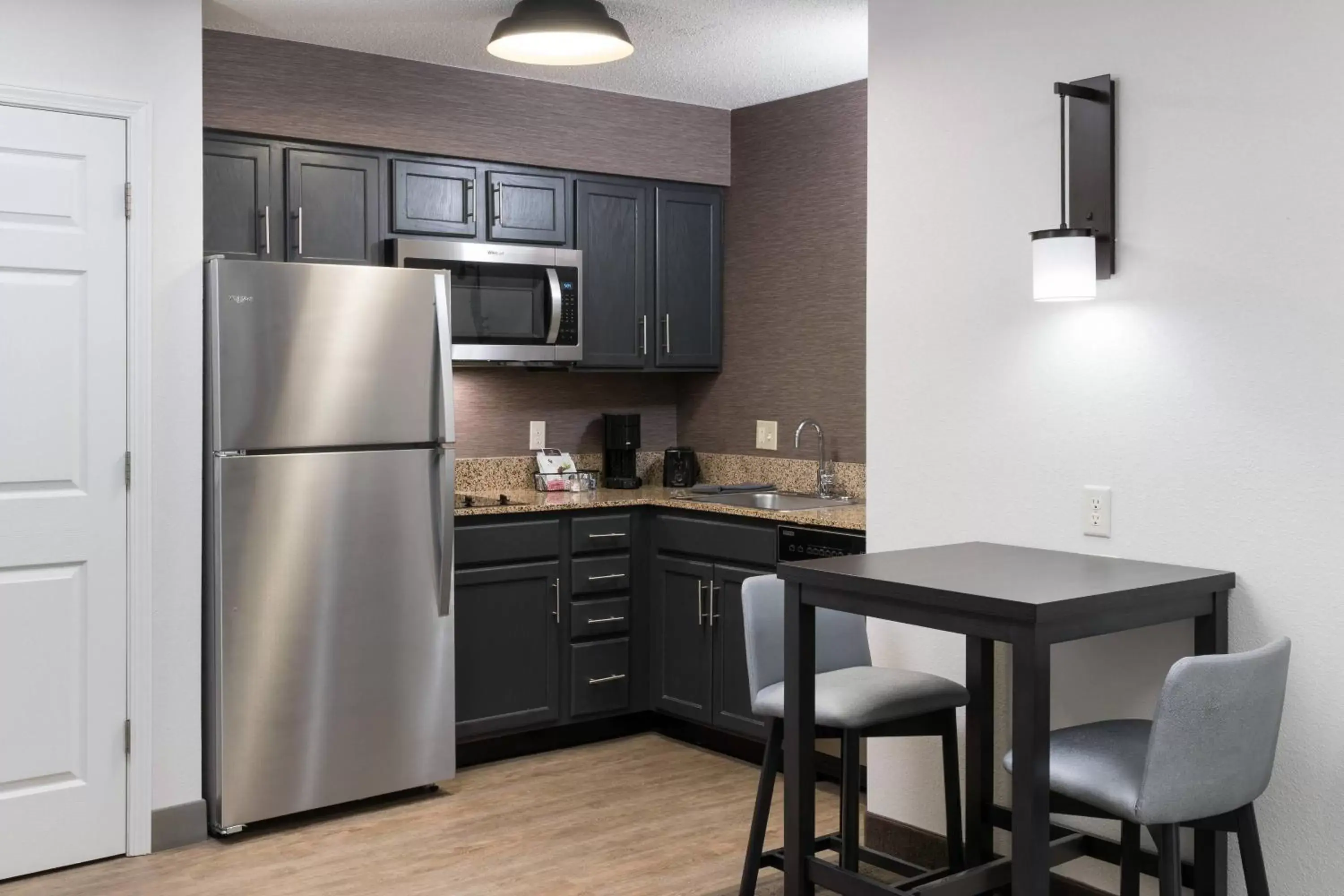 Kitchen or kitchenette, Kitchen/Kitchenette in Residence Inn Boston Westford