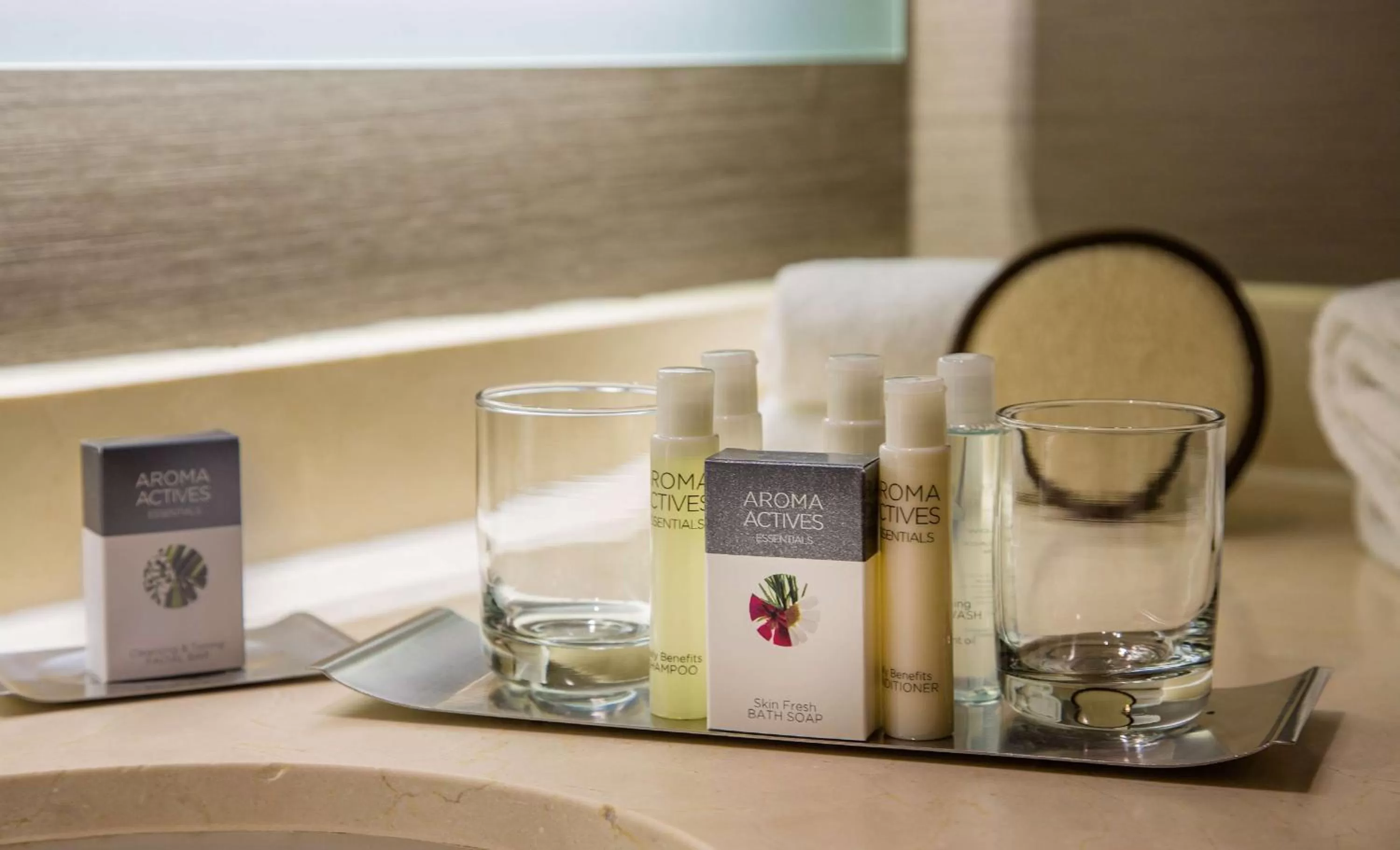 Bathroom in DoubleTree by Hilton Chicago - Oak Brook