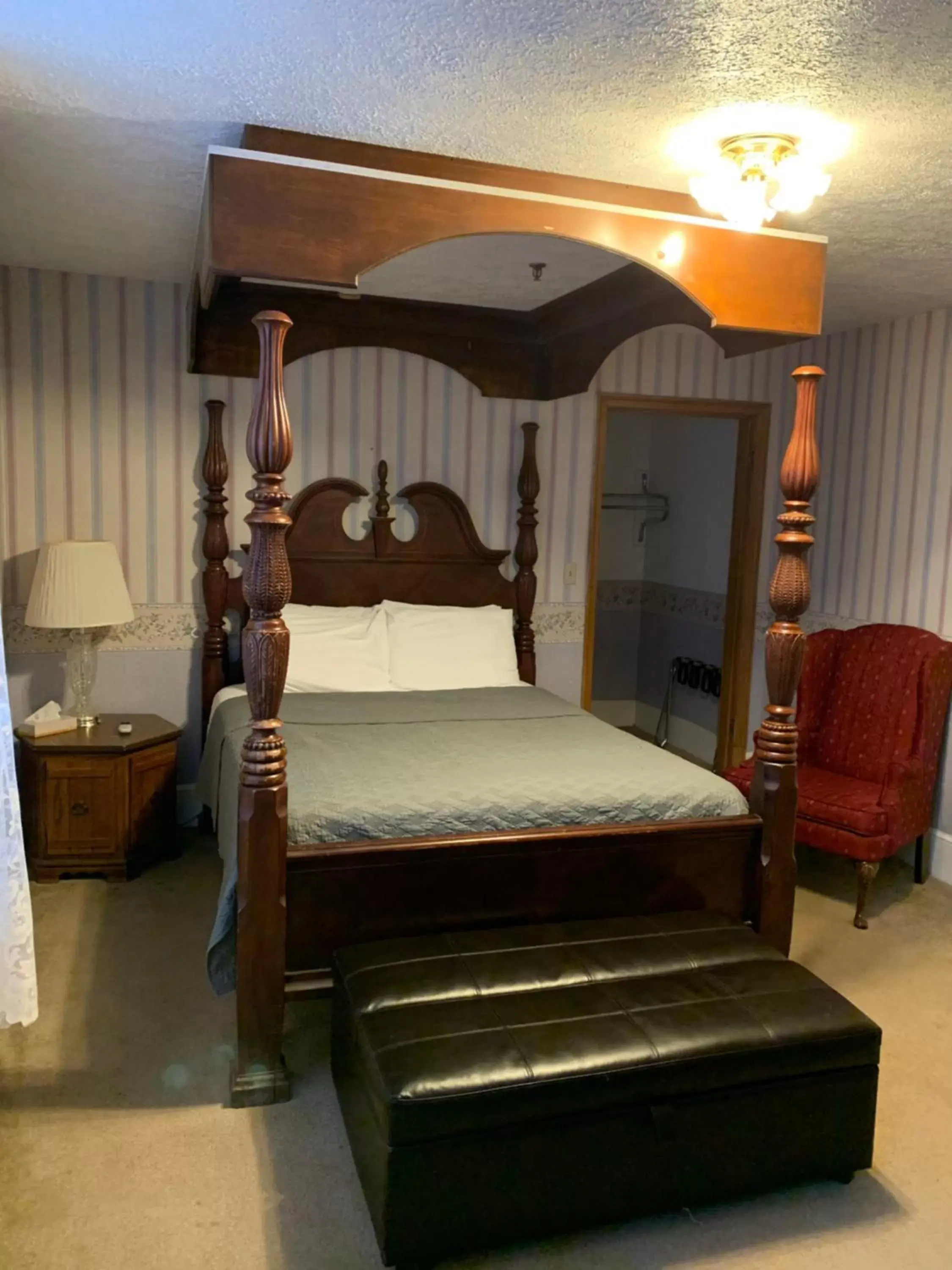Bedroom, Bed in Hotel Gunter