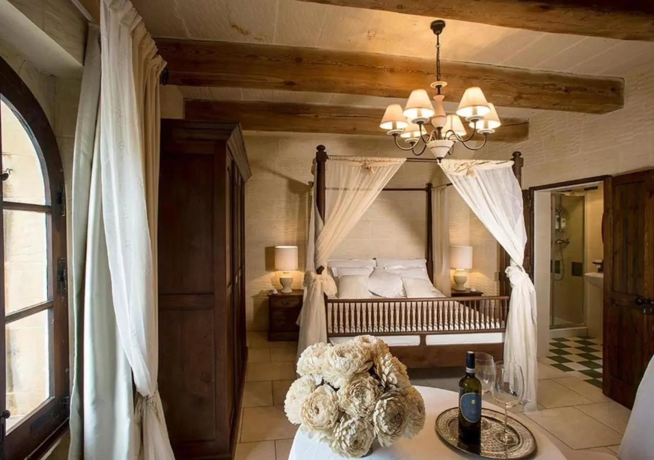 Bed in Betty Cake B&B