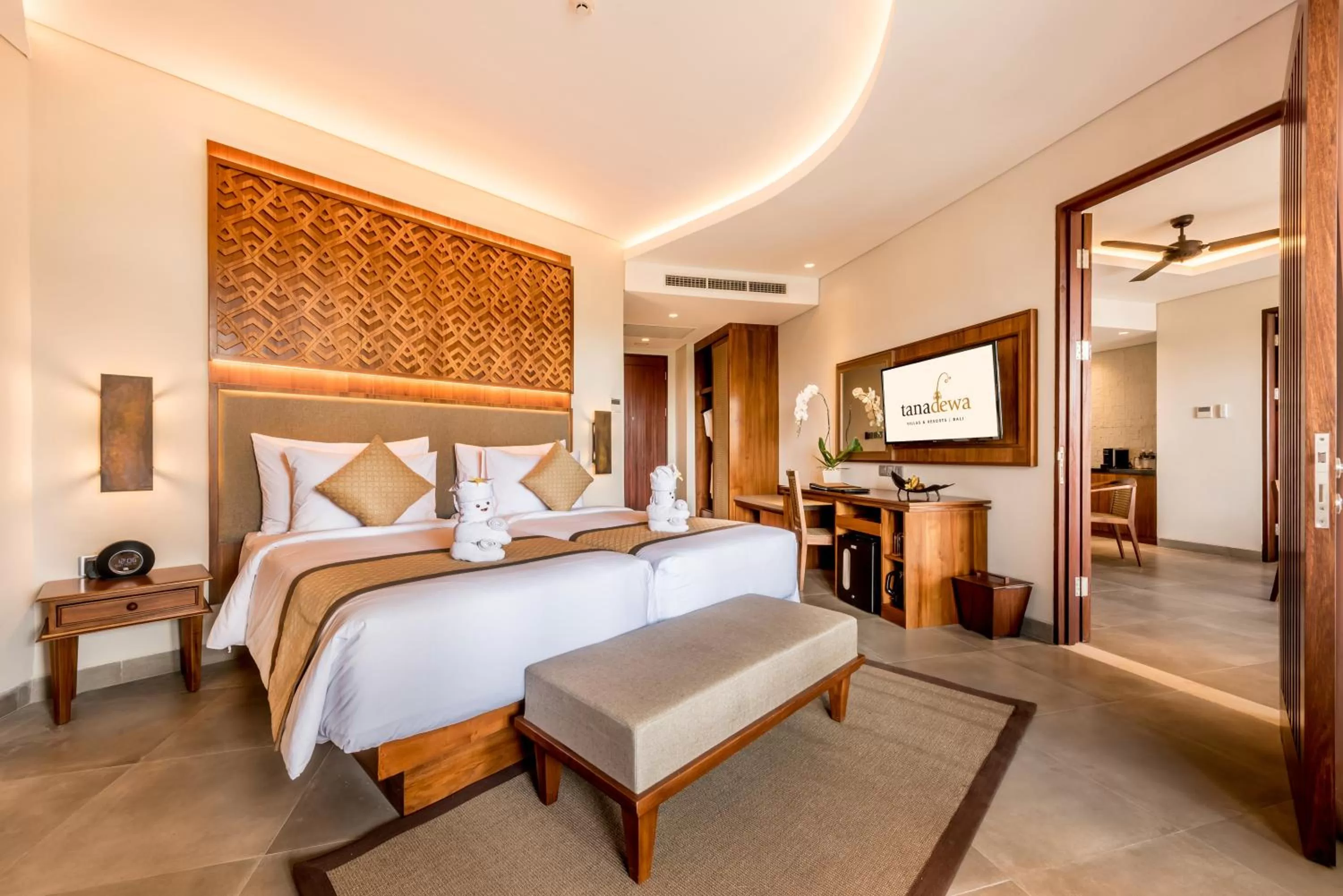 Photo of the whole room, Bed in tanadewa Resort Ubud Bali by Cross Collection