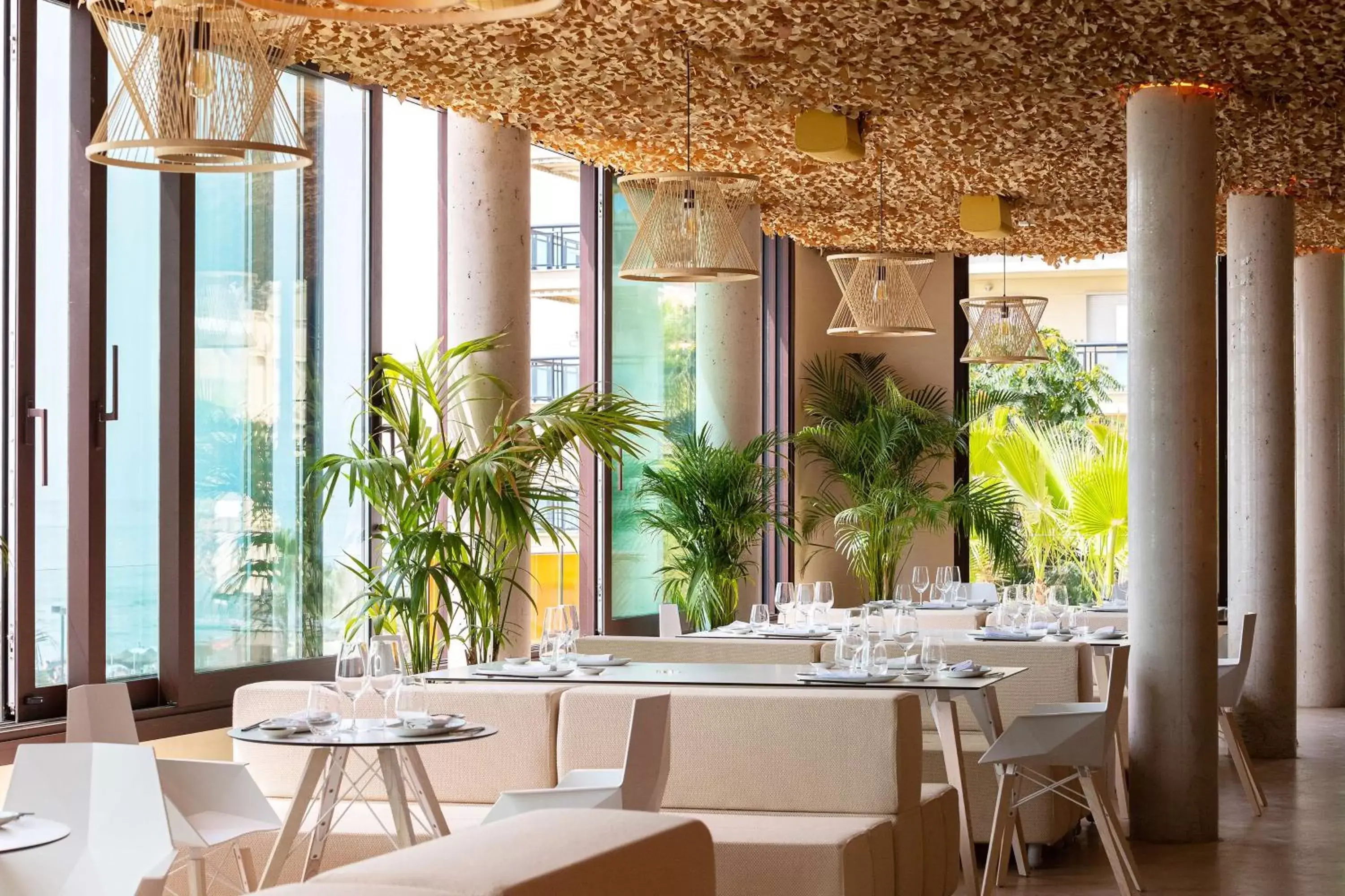 Restaurant/Places to Eat in Higuerón Hotel Curio Collection by Hilton