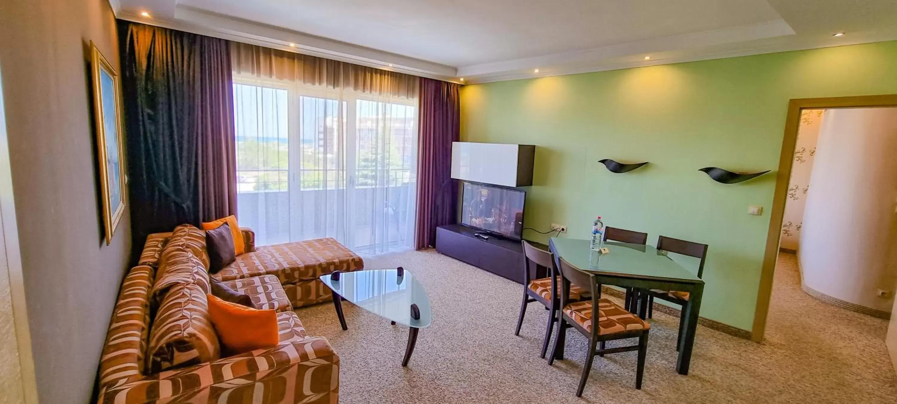 Living room in Grand Hotel Pomorie - Medical spa Living room in Grand Hotel Pomorie - Medical spa