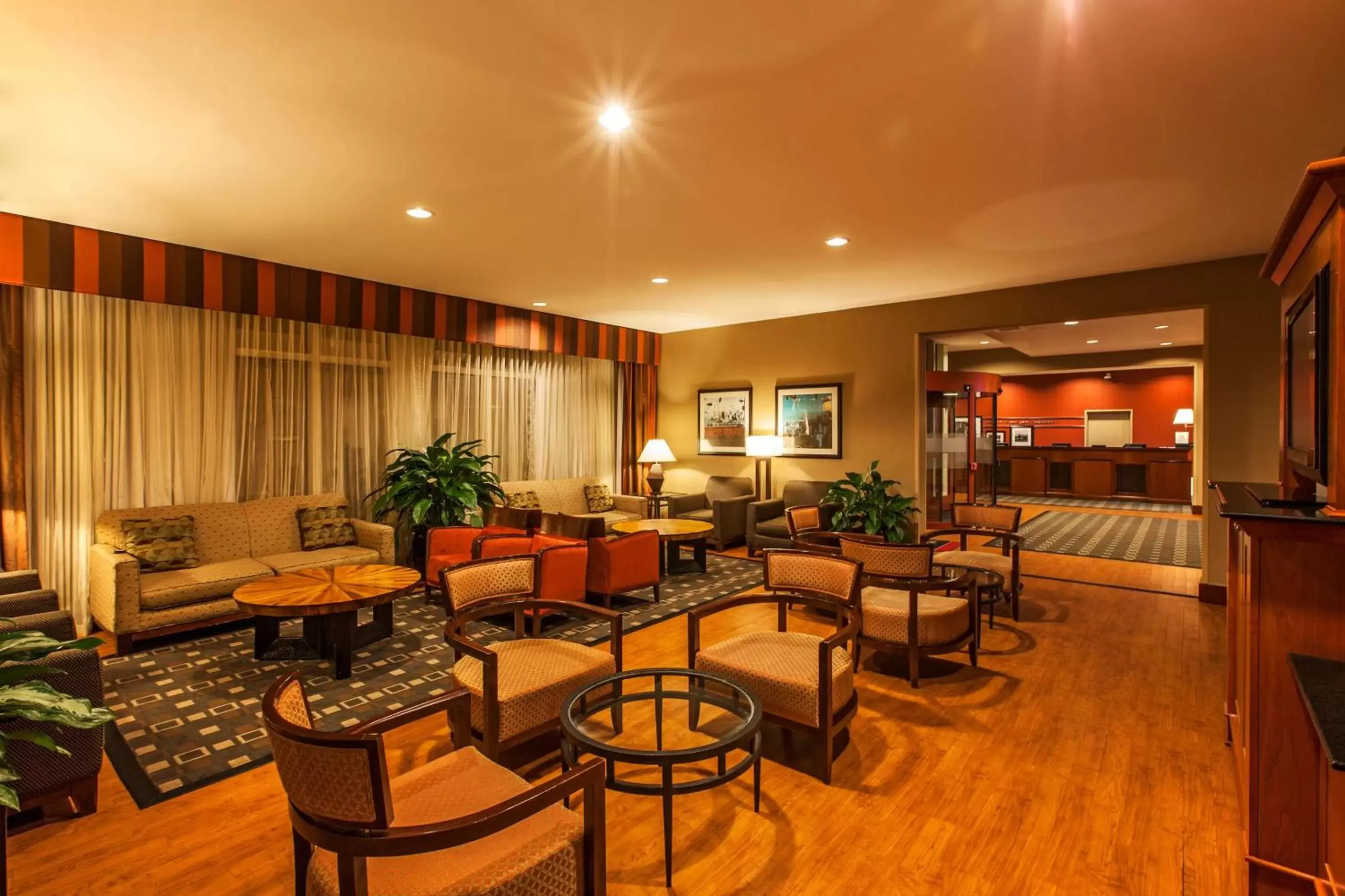 Lobby or reception in Hampton Inn New York - LaGuardia Airport