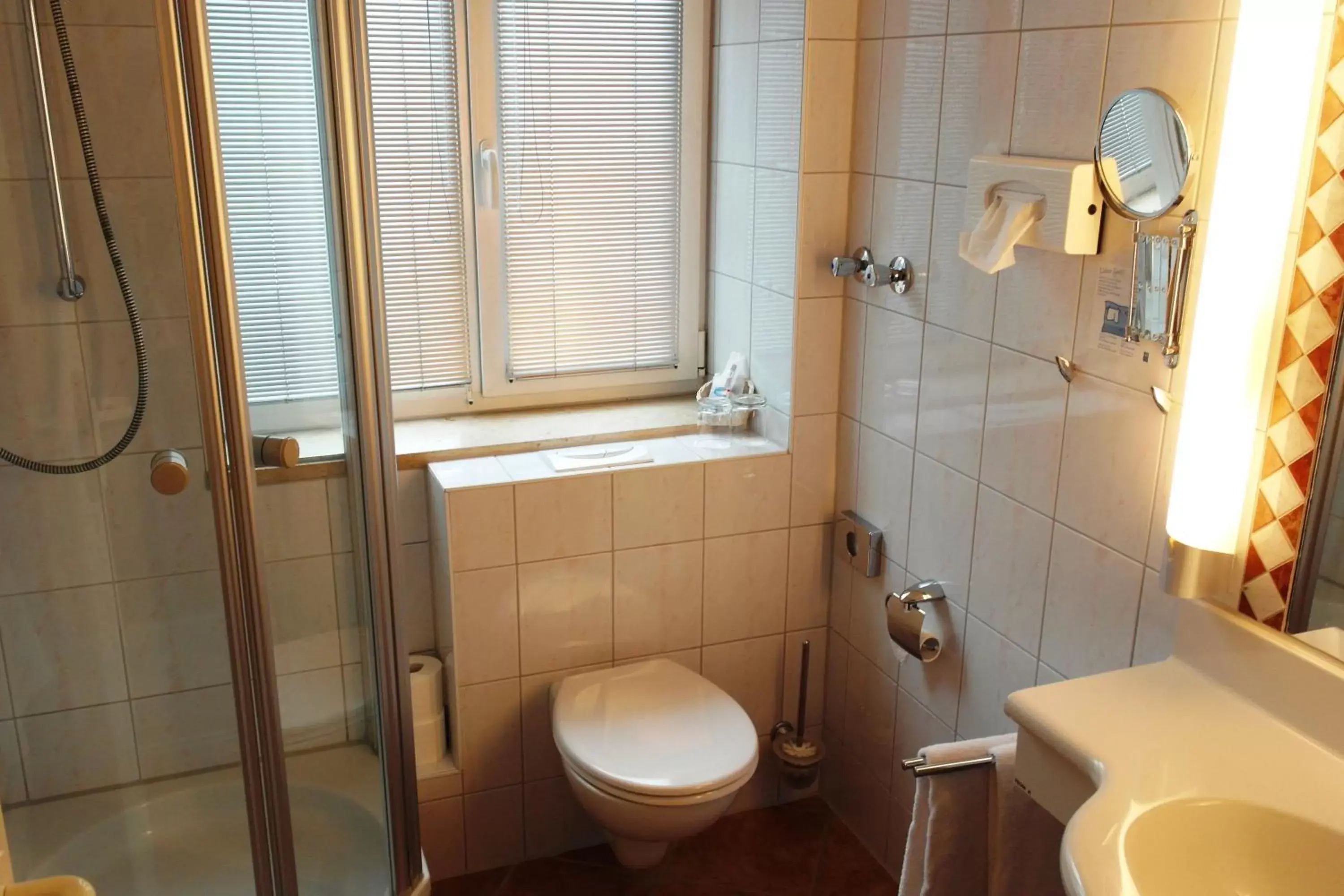Bathroom in Hotel Schiller