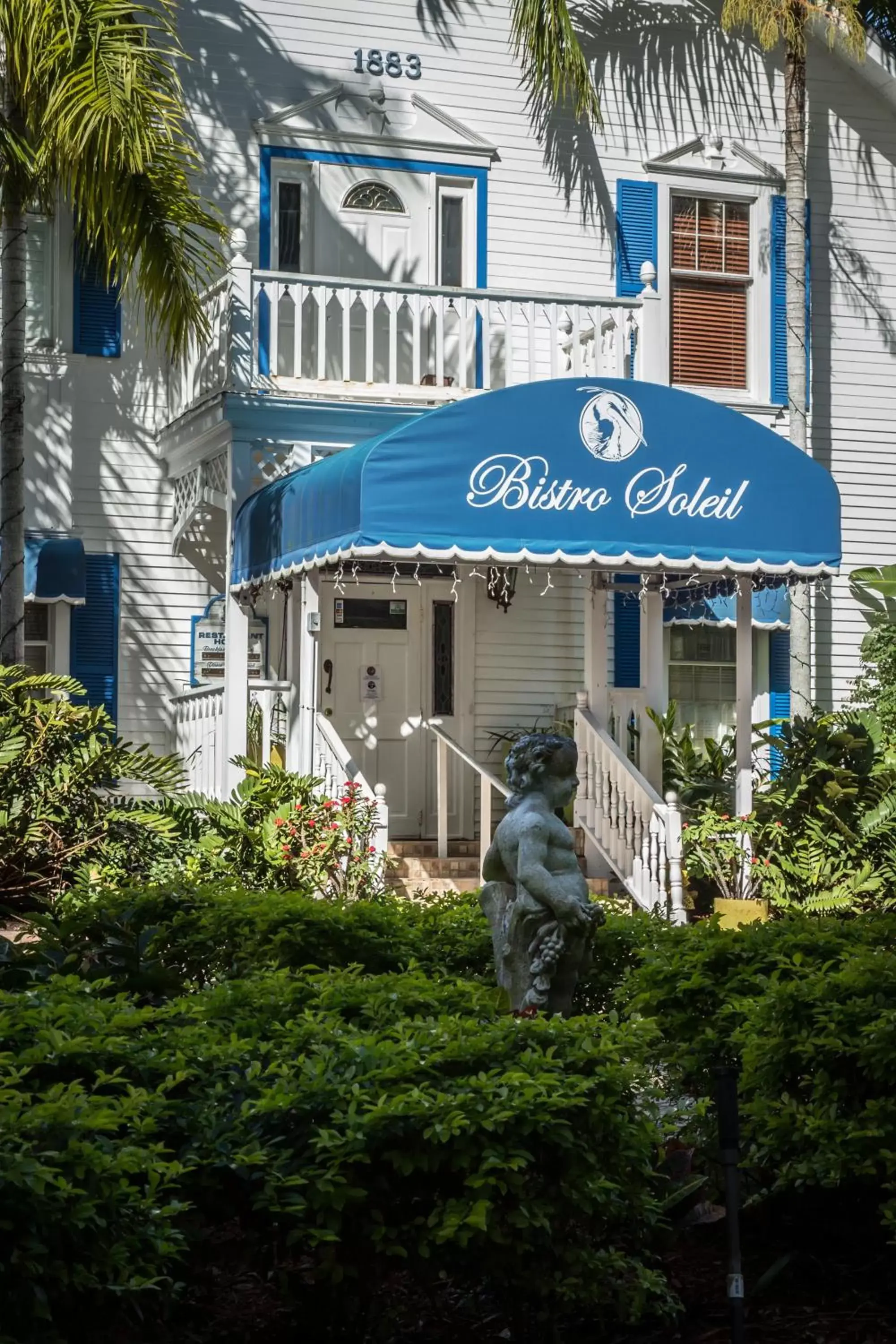 Facade/entrance, Property Building in Olde Marco Island Inn and Suites