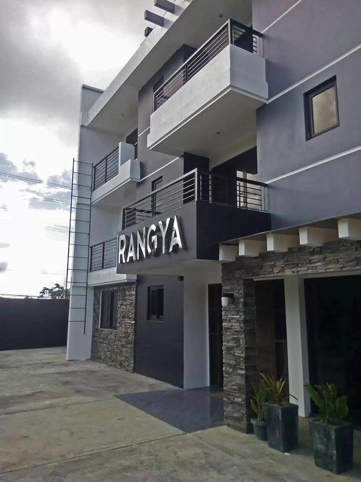 Facade/Entrance in Rangya Hotel