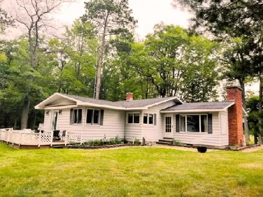 Property building in Clear Lake Resort
