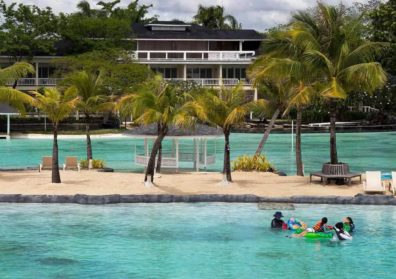 Swimming Pool in Plantation Bay Resort and Spa