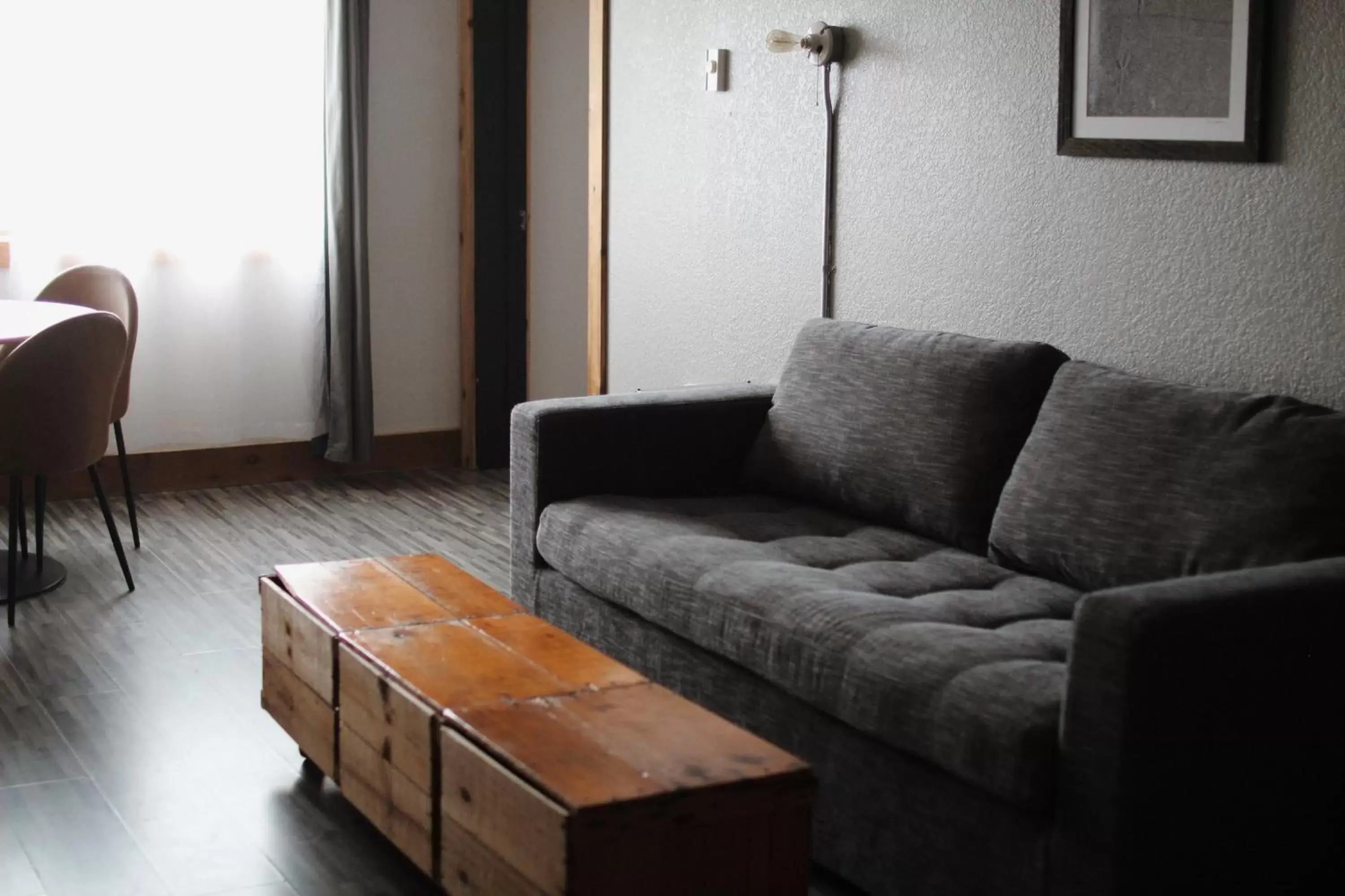 Living room, Seating Area in Adrift Hotel