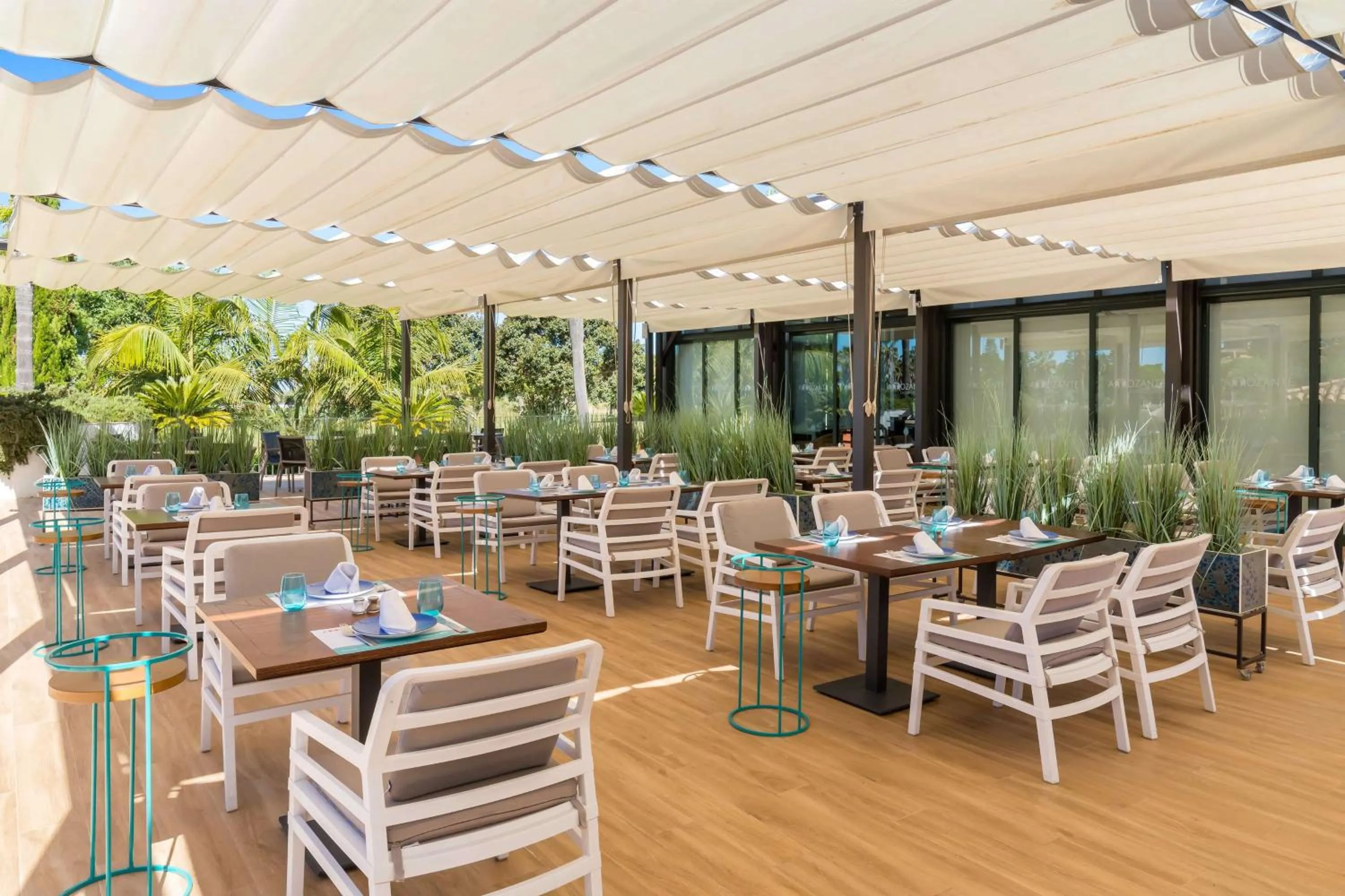 Restaurant/places to eat in Barceló Costa Ballena Golf & Spa