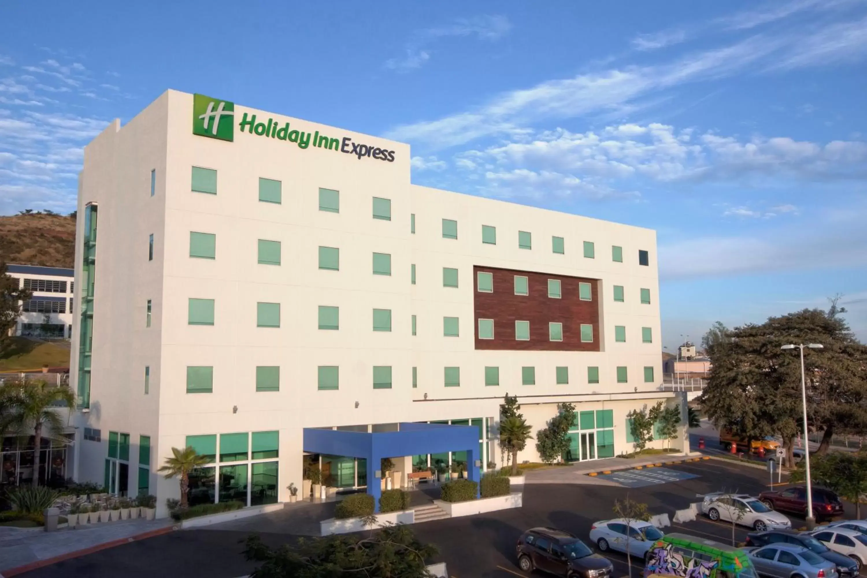 Property Building in Holiday Inn Express Guadalajara Iteso, an IHG Hotel