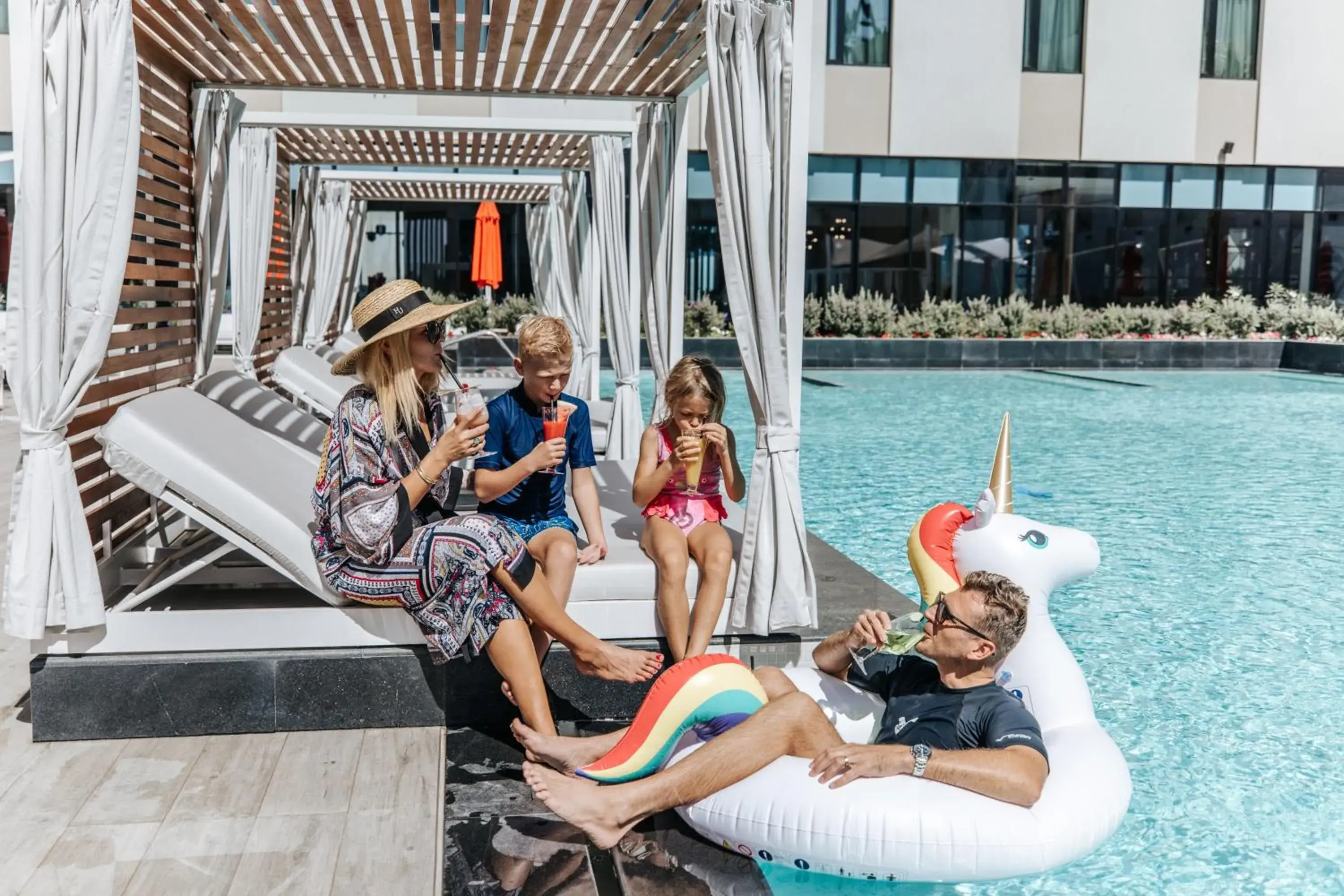 Swimming pool in Maani Muscat Hotel & Suites Swimming pool in Maani Muscat Hotel & Suites