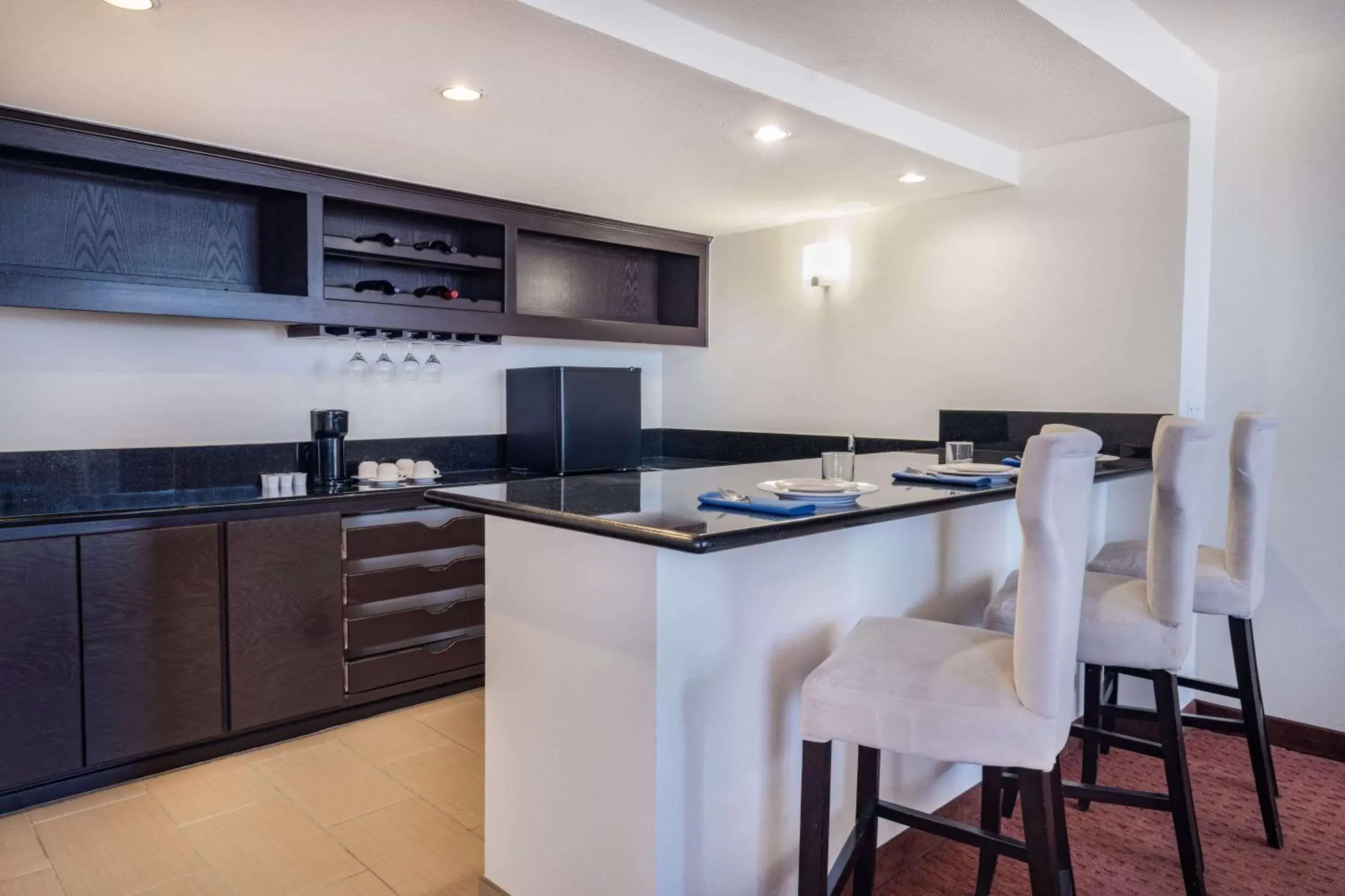 Photo of the whole room, Kitchen/Kitchenette in Wyndham Sacramento