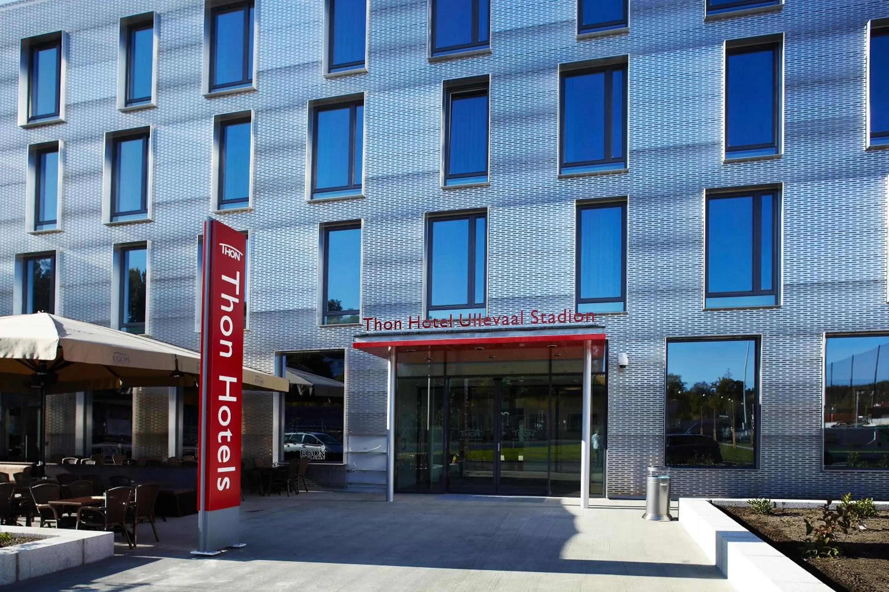 Facade/entrance, Property Building in Thon Hotel Ullevaal Stadion