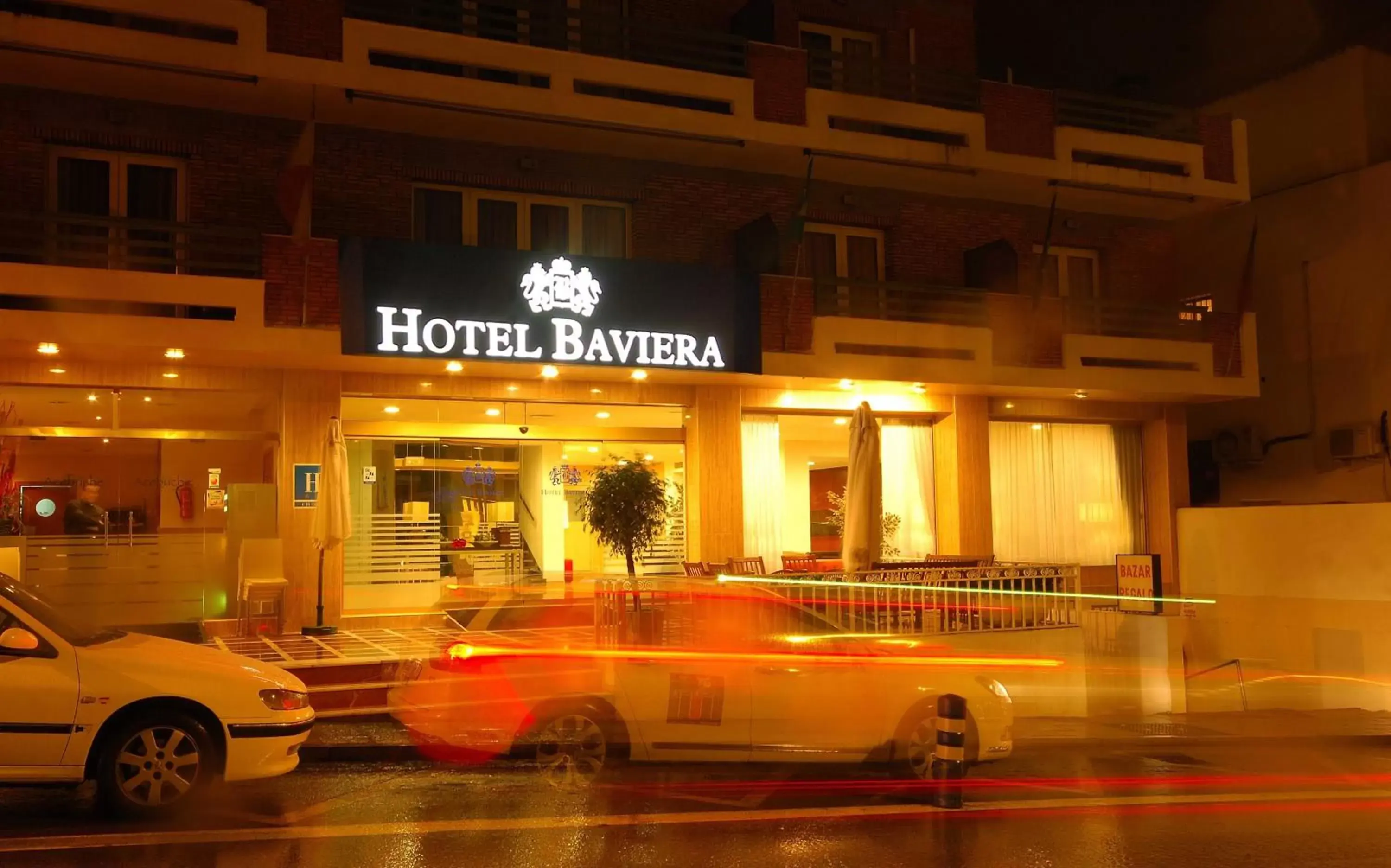 Facade/entrance in Hotel Baviera