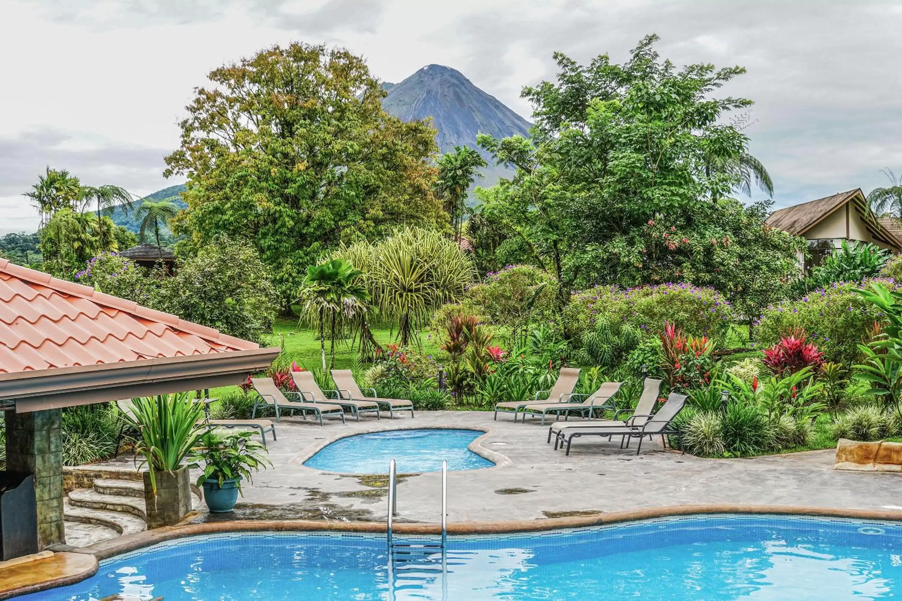 Swimming pool, Pool View in Montaña de Fuego All Inclusive