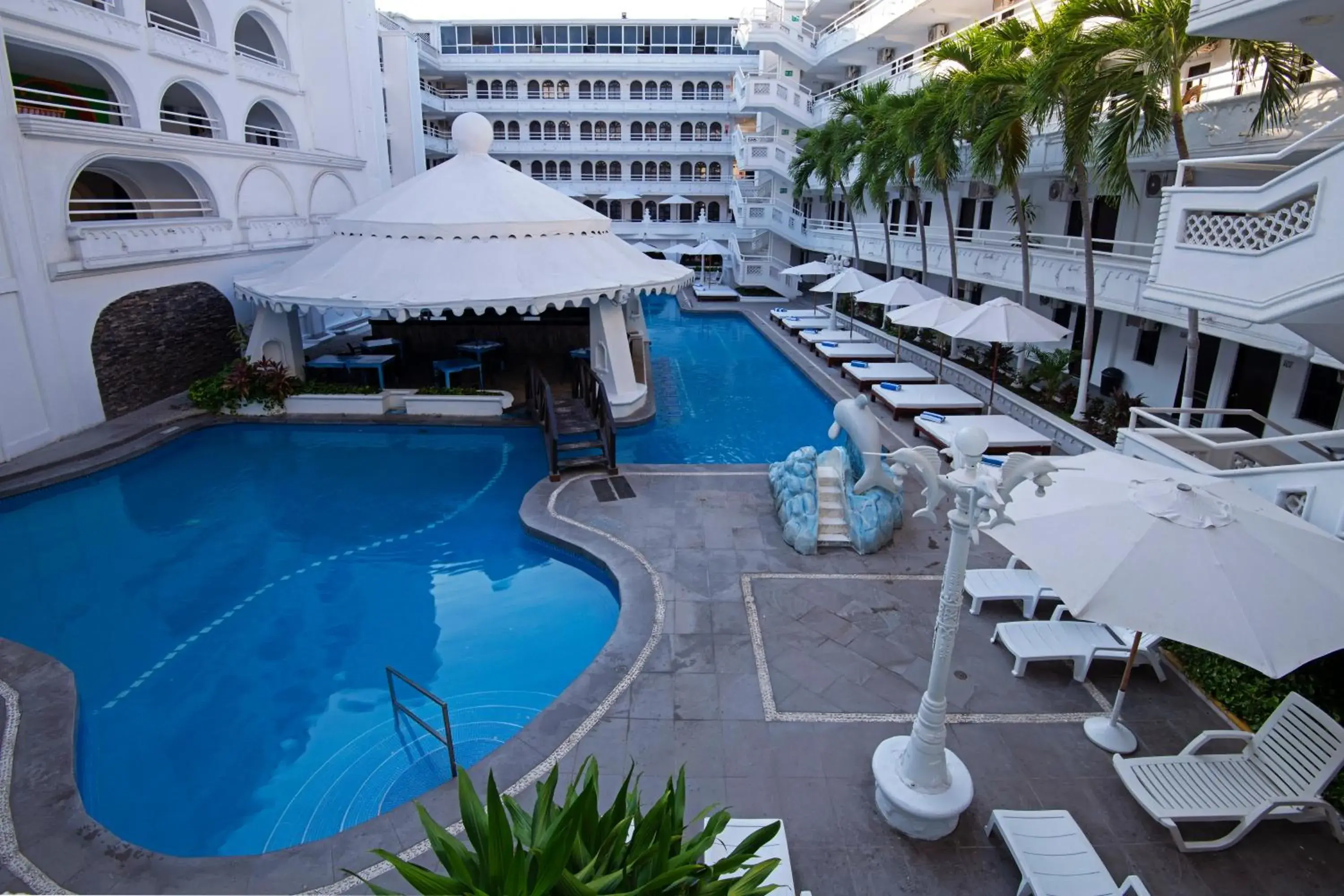 Swimming pool, Pool View in Hotel Fiesta Mexicana