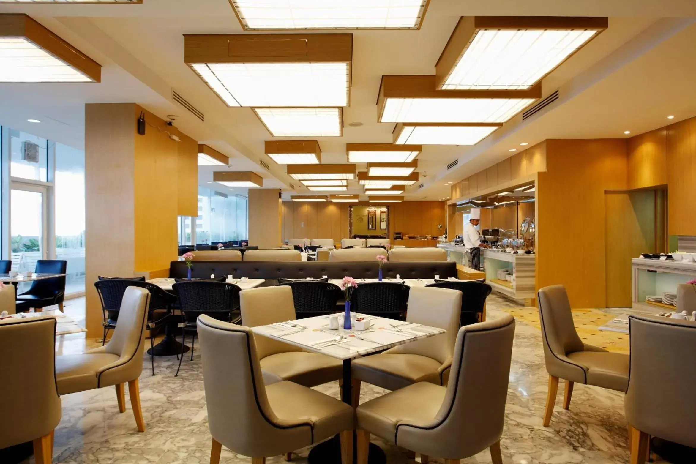 Restaurant/places to eat in Centara Hotel Hat Yai Restaurant/places to eat in Centara Hotel Hat Yai