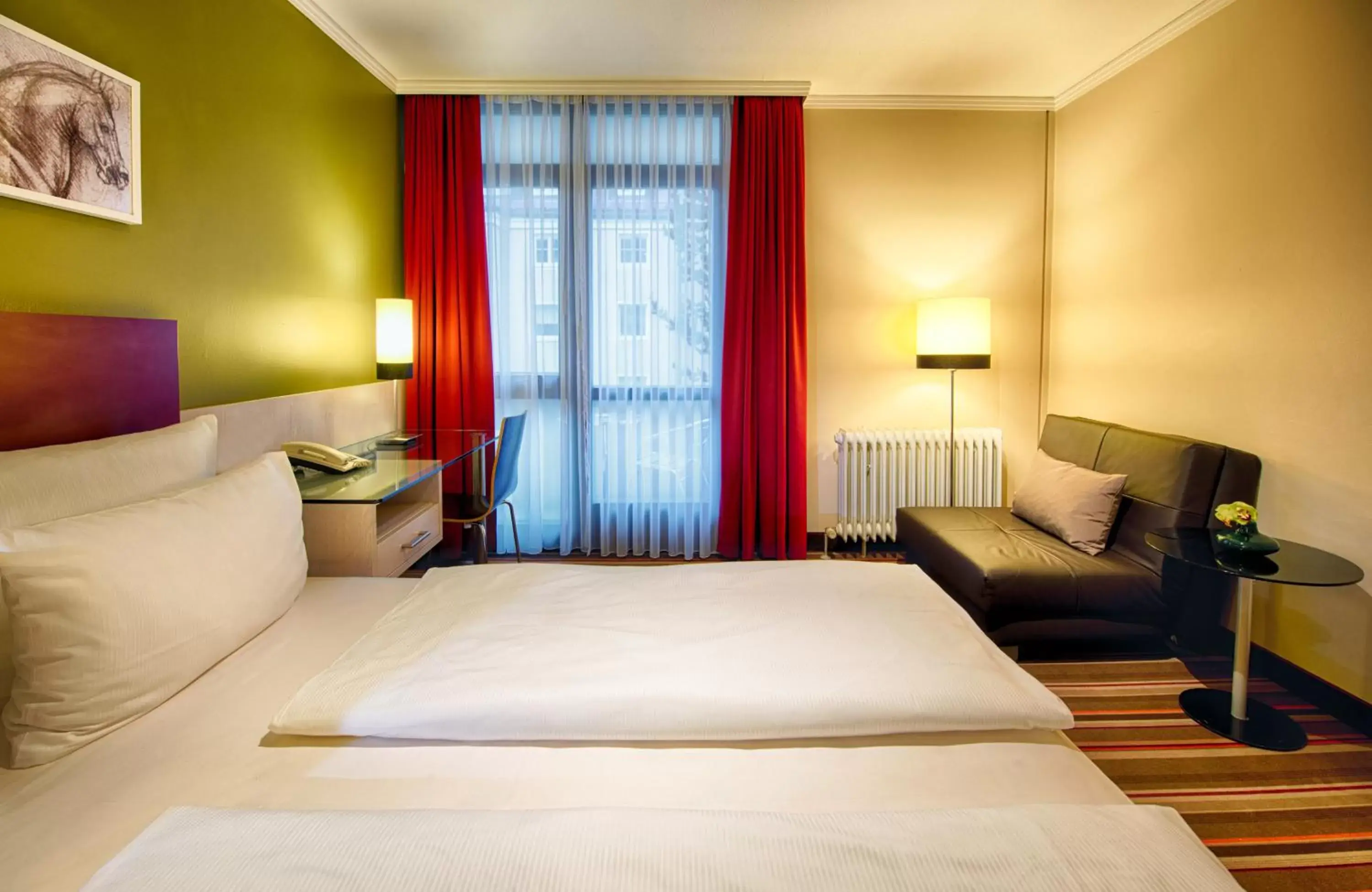 Photo of the whole room, Bed in Leonardo Hotel & Residenz München