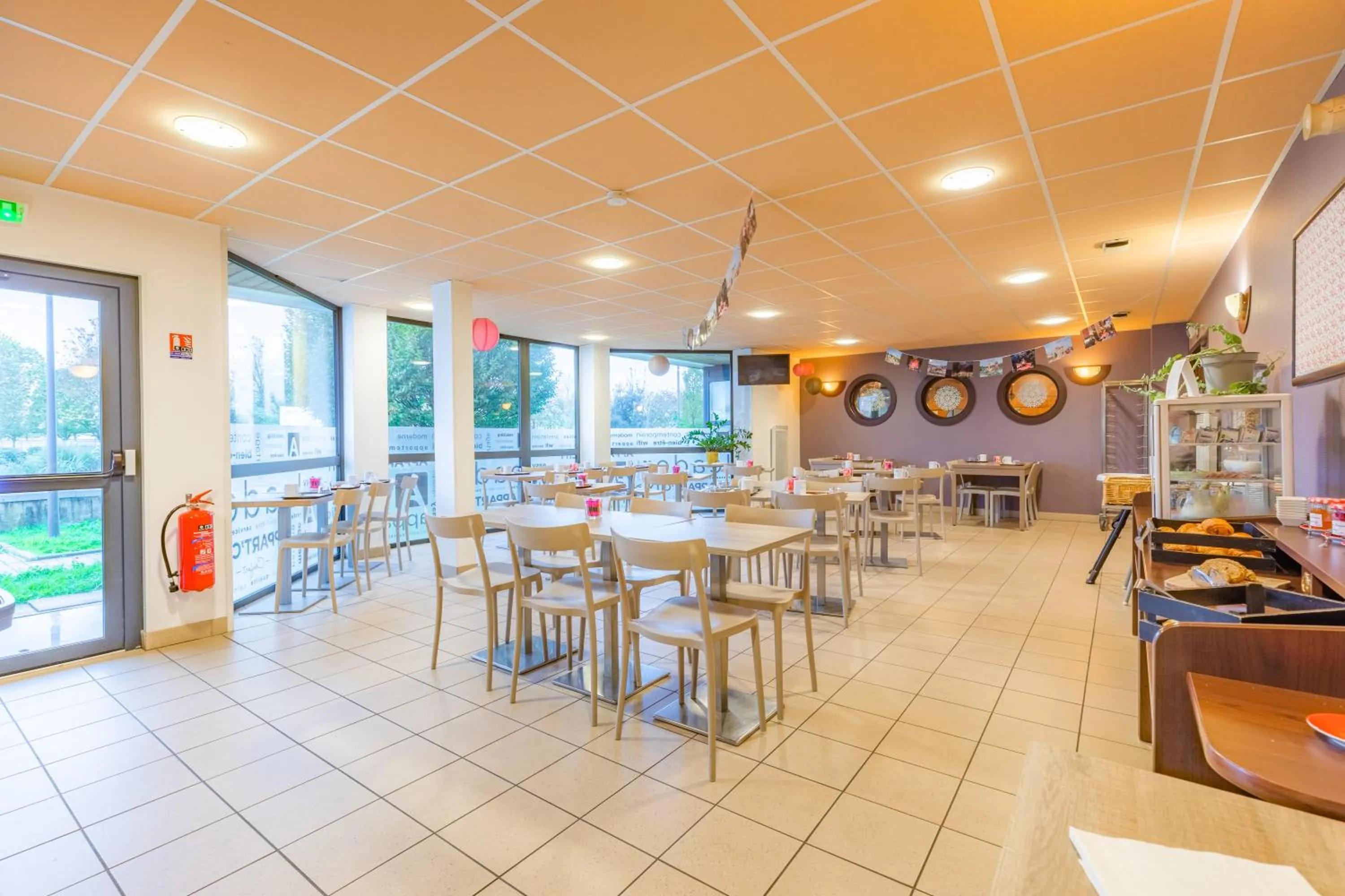 Breakfast in Appart'City Classic La Roche sur Yon Centre