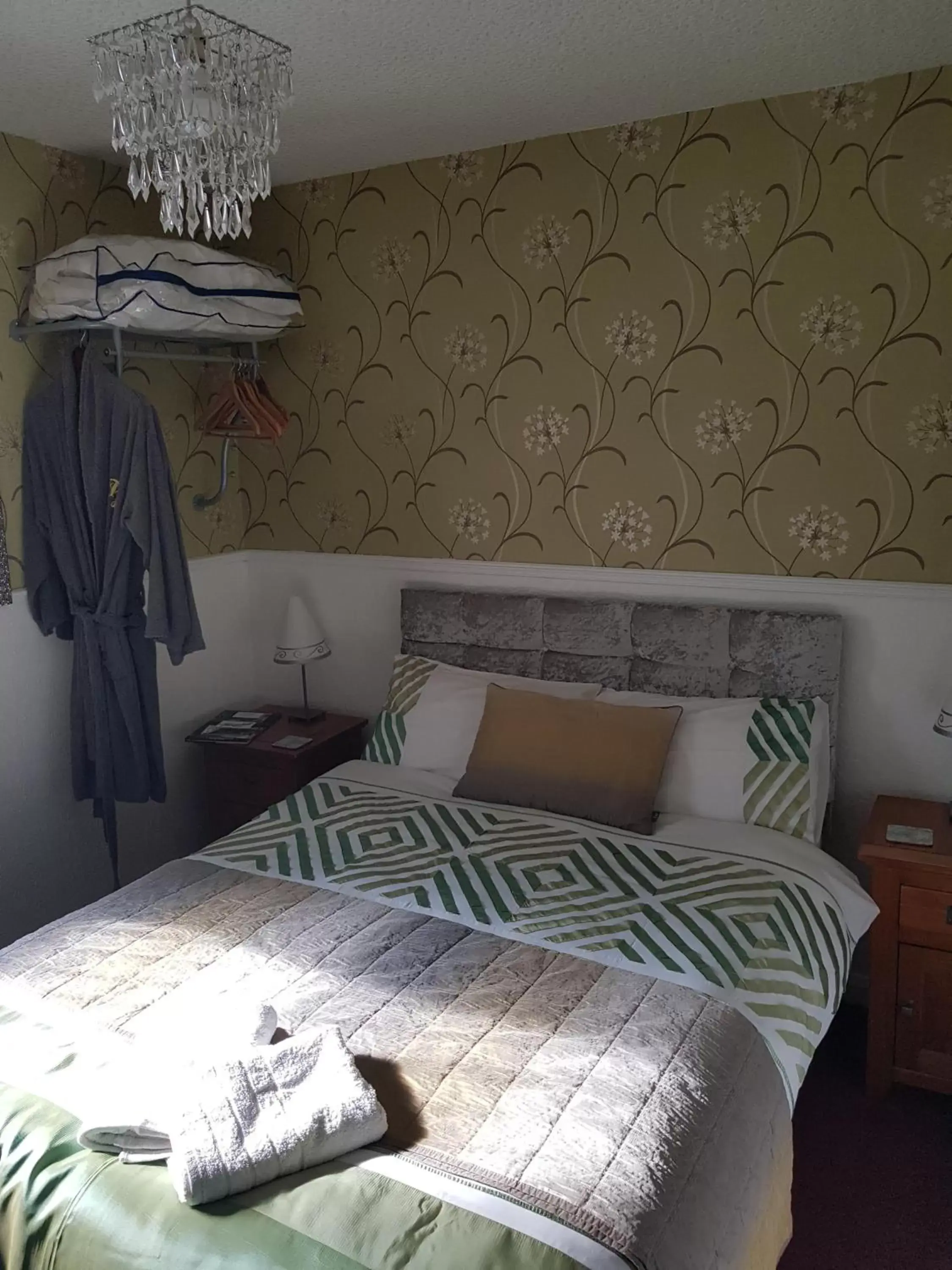 Standard Double Room in Thornhill Blackpool
